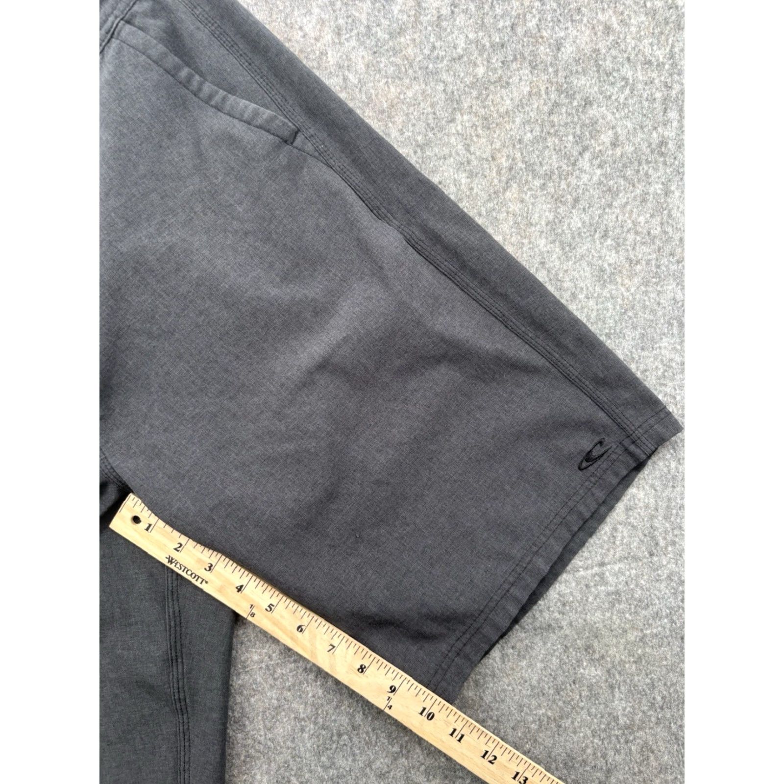 O'Neill O’Neill Men’s Gray Shorts Size 34 Classic Fit Pockets Casual Chino 9in Inseam Size US 34 / EU 50 - 3 Thumbnail