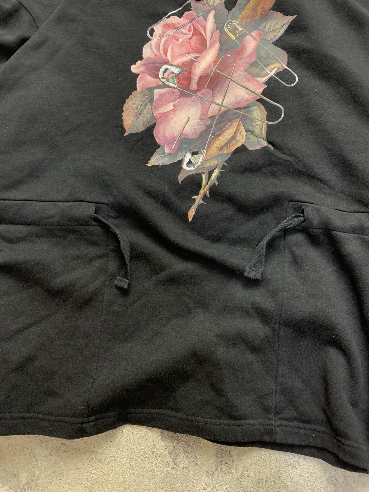 GU × Undercover 🐍 GU x Undercover Flower Hoodie Size US XL / EU 56 / 4 - 4 Thumbnail