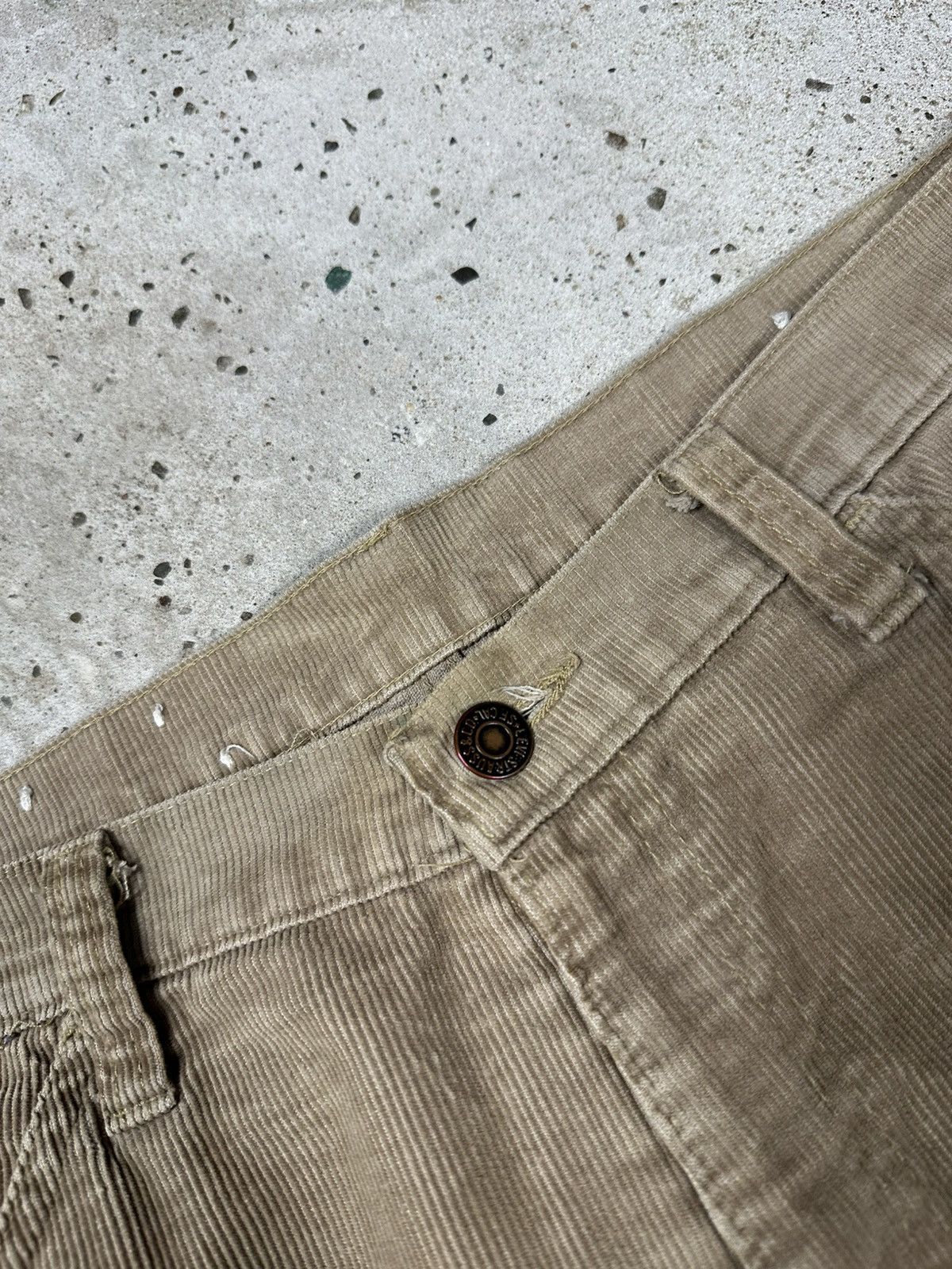 Levi's × Vintage Vintage 90s Levi’s 519 Brown Corduroy Pants Size US 38 / EU 54 - 9 Thumbnail
