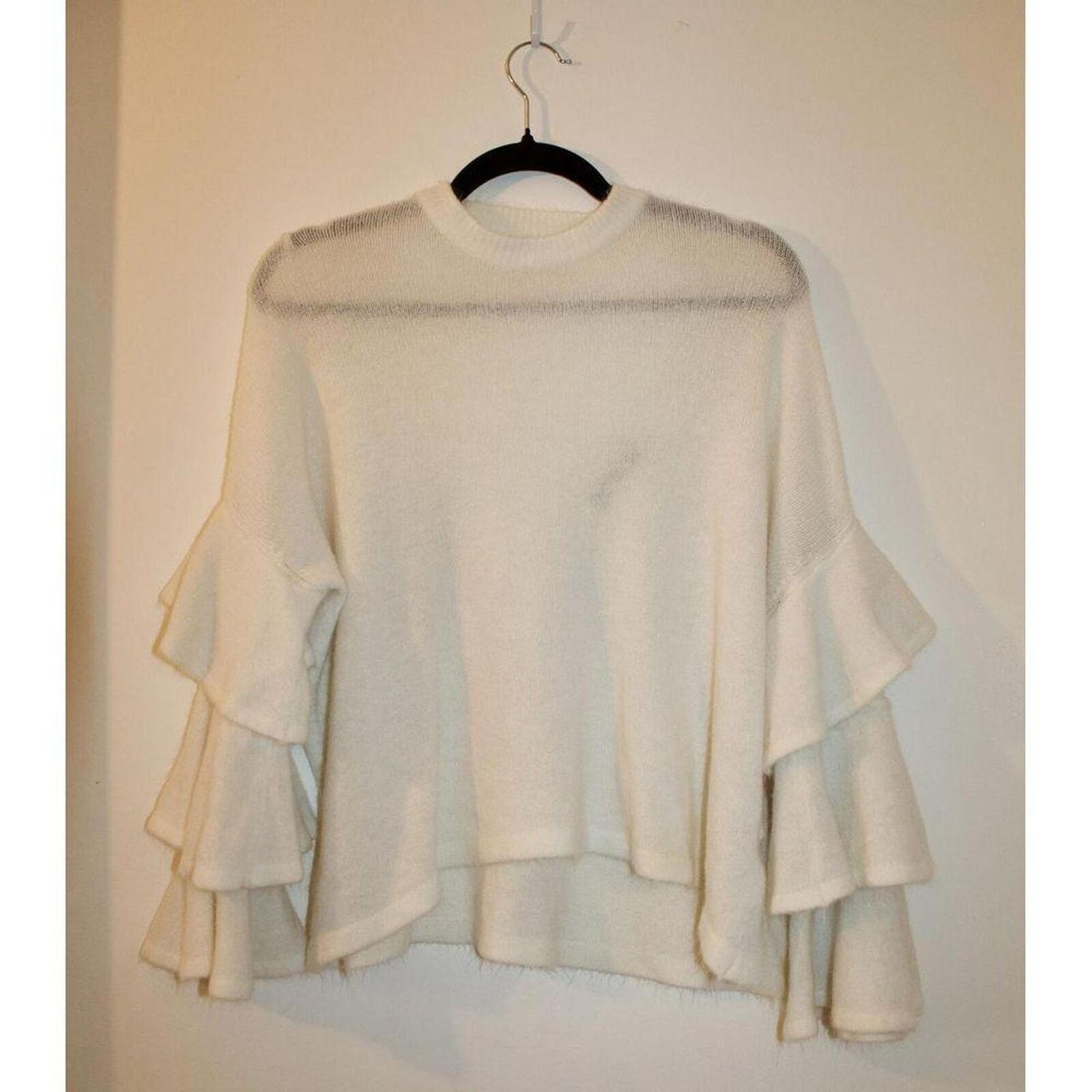 The Unbranded Brand Olivaceous womens ivory ruffle sleeve Size M / US 6-8 / IT 42-44 - 2 Thumbnail