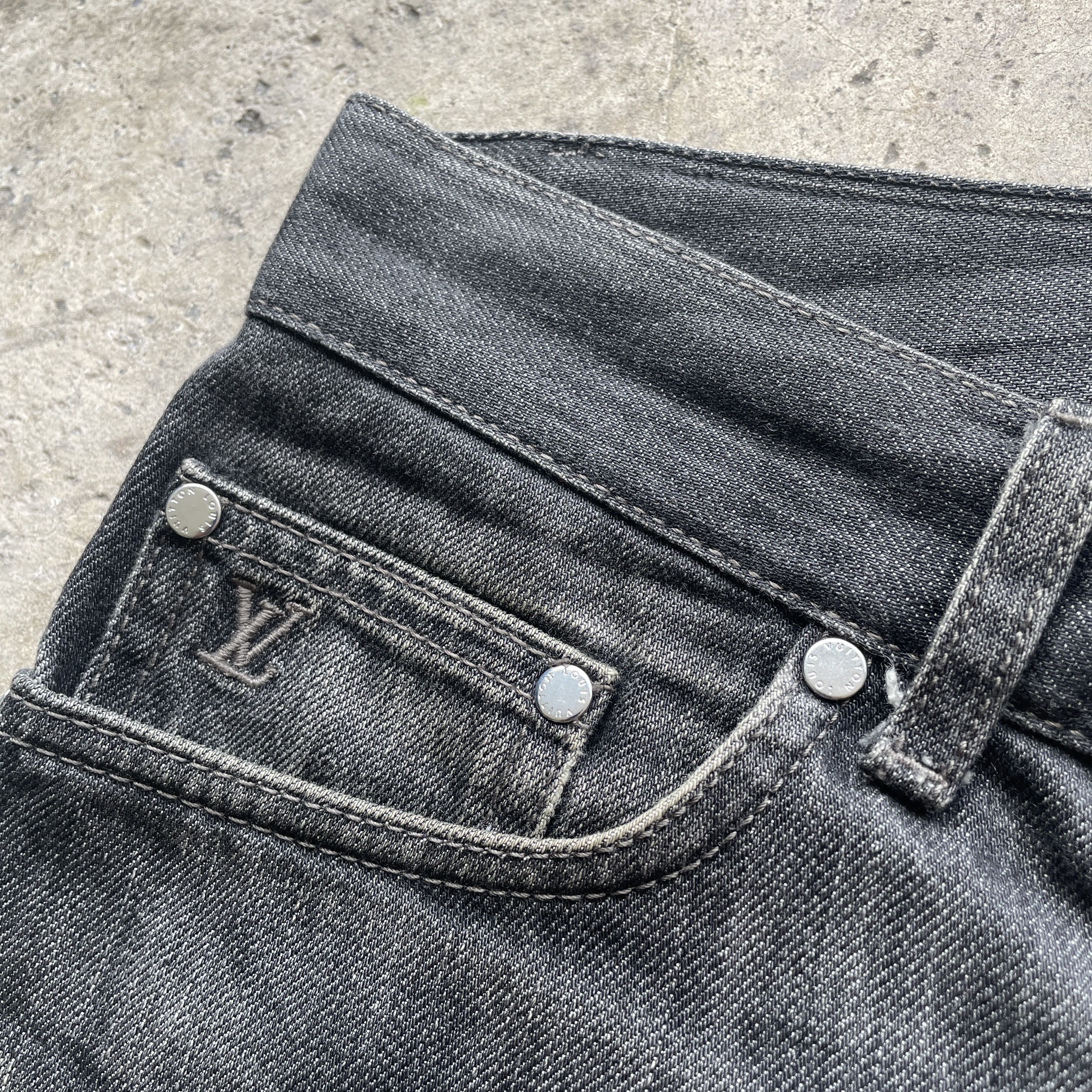 Louis Vuitton W35 VINTAGE LV LOUIS VUITTON PARIS BLACK FADED JEANS PANTS Size US 35 - 7 Thumbnail