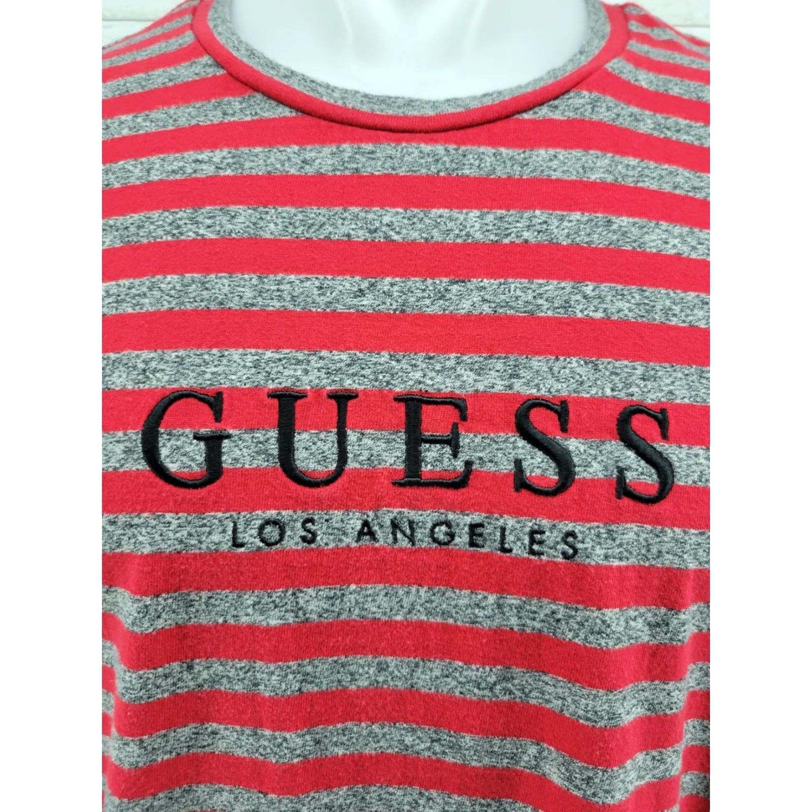 Guess VINTAGE Guess Jeans T-shirt Men M Red Striped 90s Crew Neck Short Sleeve CottonGUESS Adults Mens Size US M / EU 48-50 / 2 - 2 Thumbnail