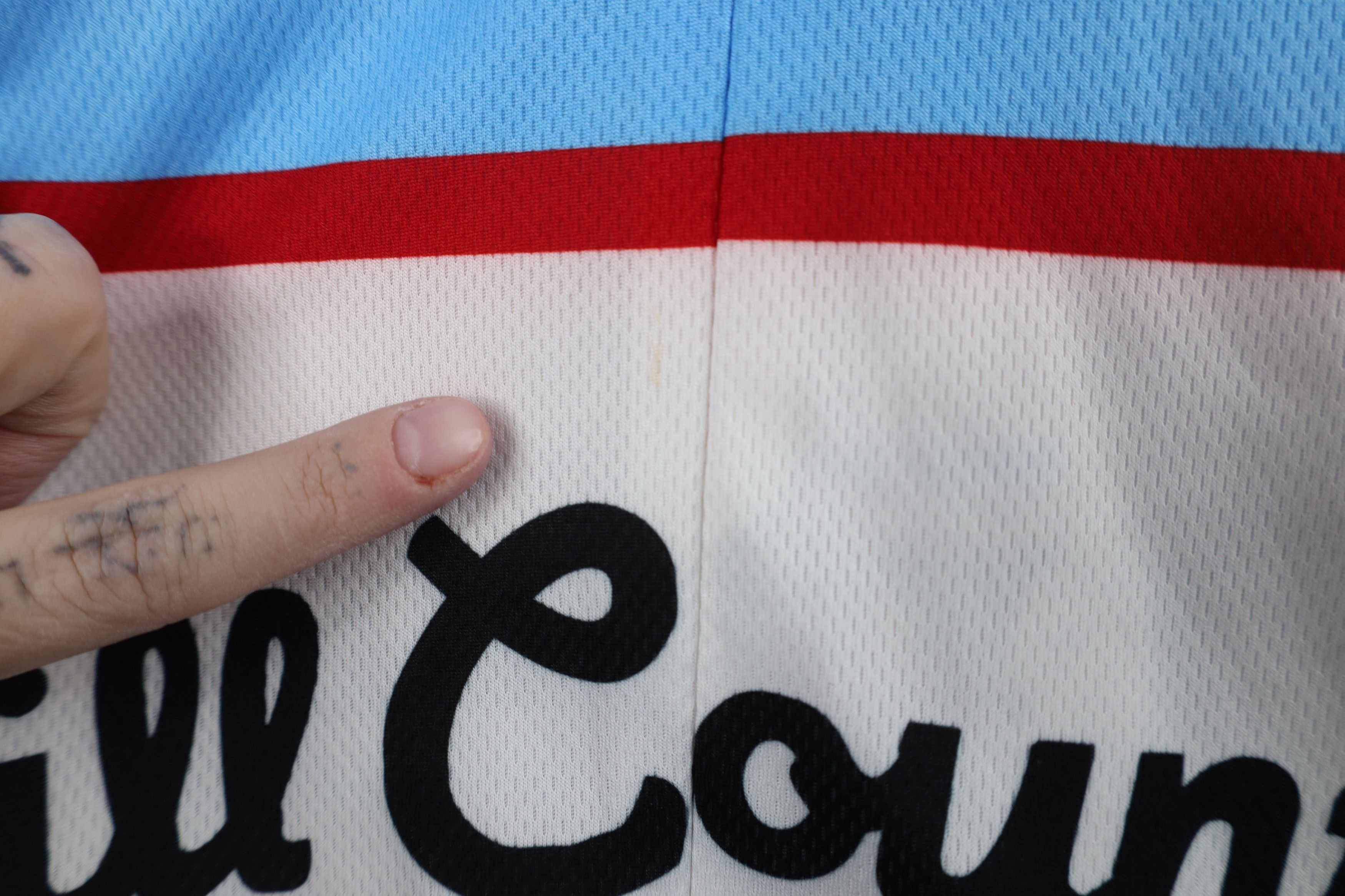 Vintage Voler Hill Country Ride for Aids Bicycle Cycling Jersey USA Size US L / EU 52-54 / 3 - 5 Thumbnail