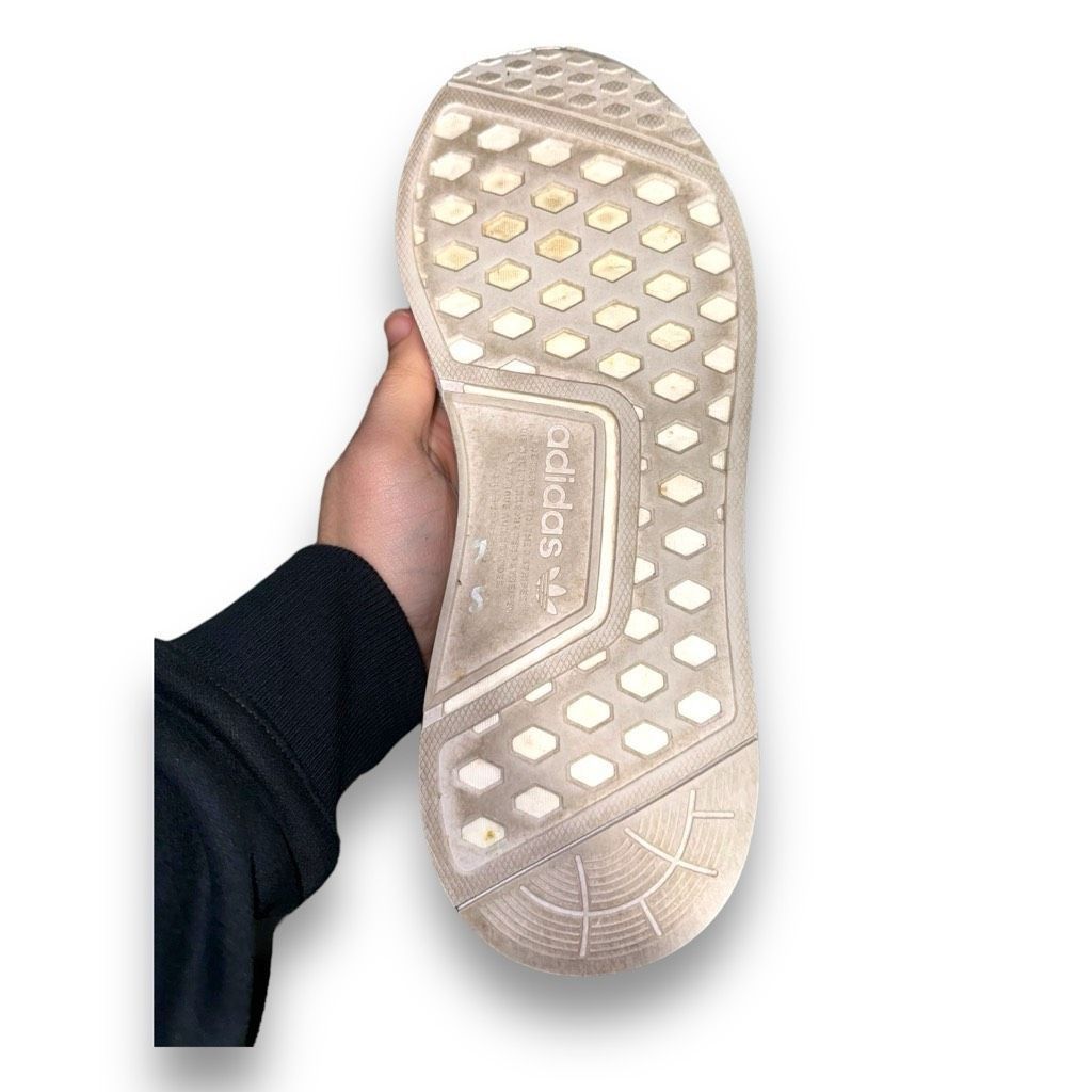 Adidas Adidas NMD R1 'White Copper Metallic' Size Women’s 10 FV1788 Size US 10 / IT 40 - 6 Thumbnail