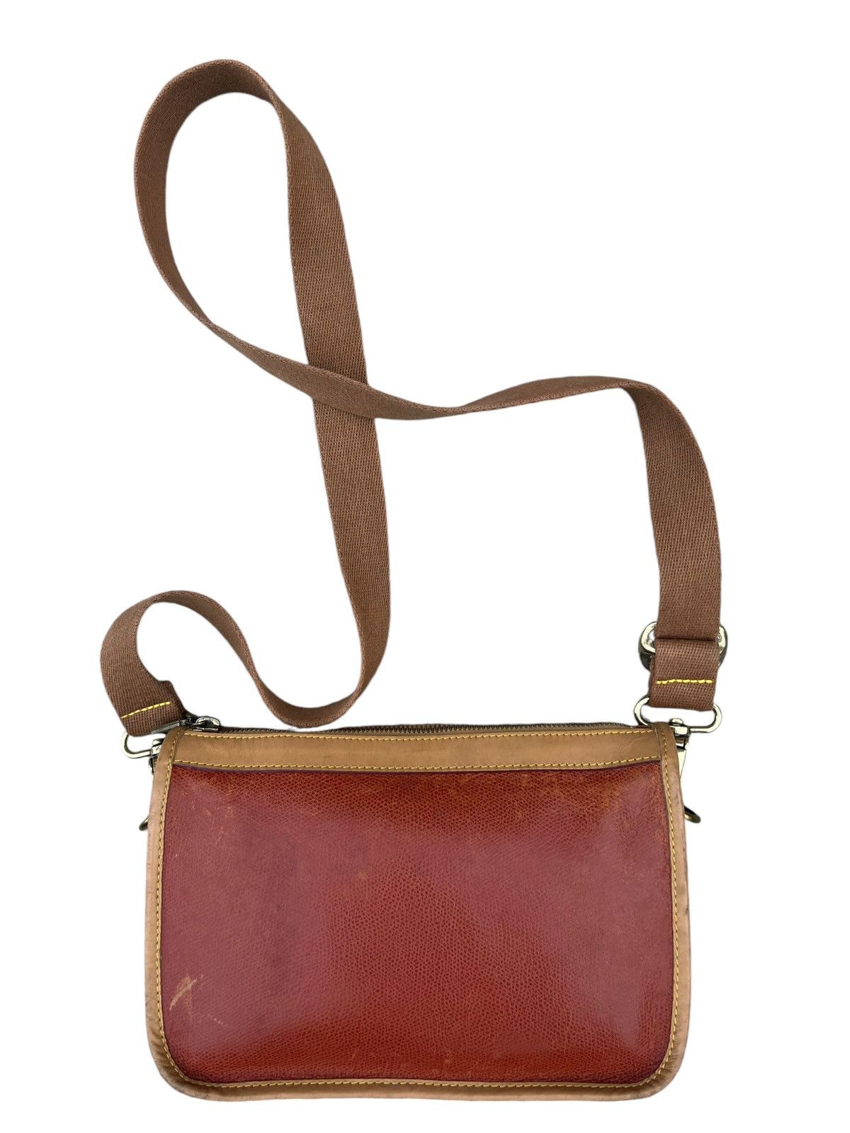Leather Vintage 90s Upla Paris Scratches Patina Leather Sling Bag Size ONE SIZE - 11 Thumbnail