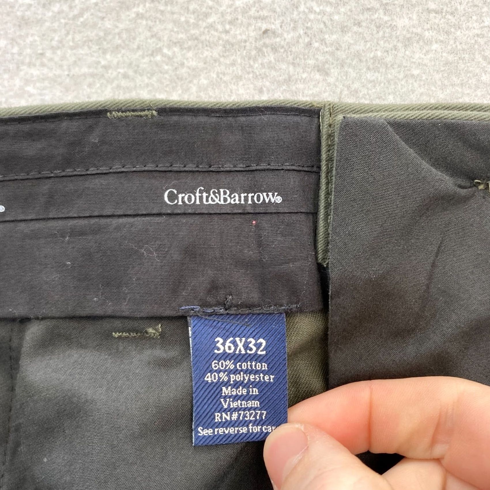 Croft & Barrow Croft & Barrow Easy Care Khaki Pants Mens 36x32 Classic Fit Green Straight Chino Size US 36 / EU 52 - 5 Thumbnail