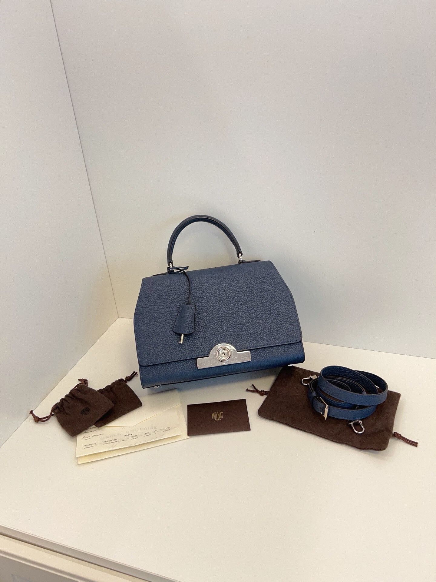 Moynat Pre-loved Bag Very good condition Size ONE SIZE - 1 Thumbnail