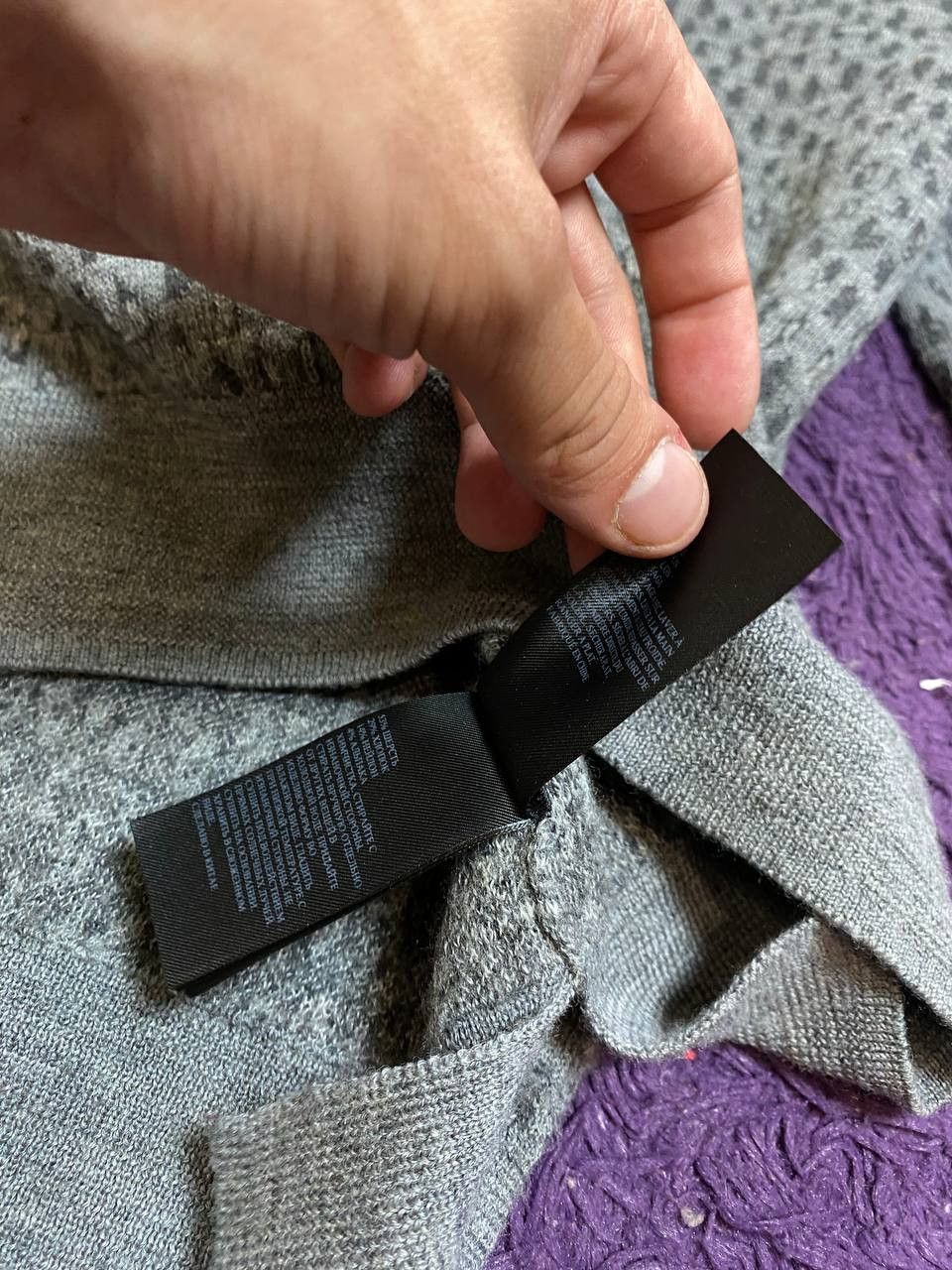 Allsaints Y2K Vintage print Sweaters gray Allsaints streetwear size M Size US M / EU 48-50 / 2 - 5 Thumbnail