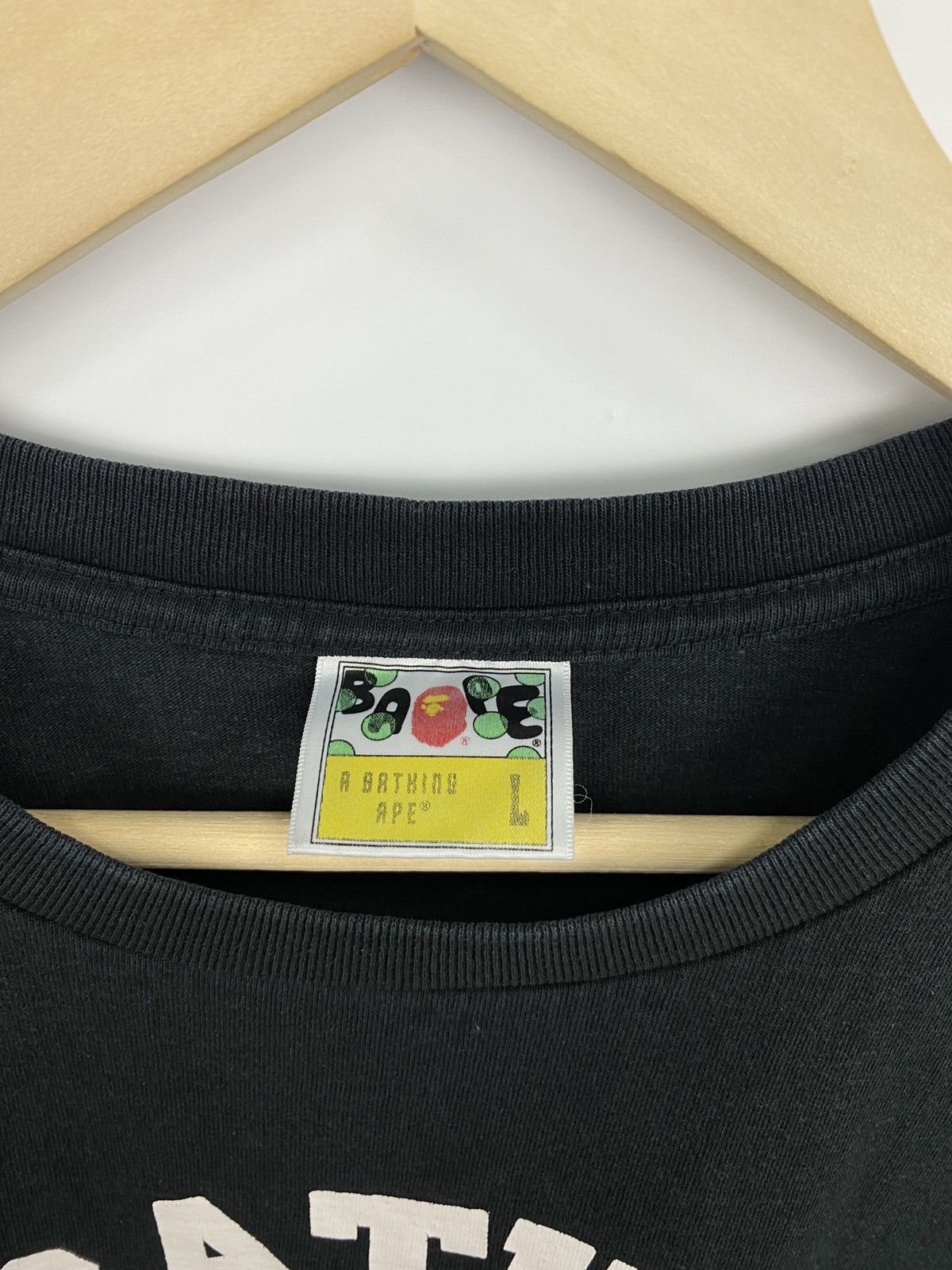 Bape Y2K BAPE Milo Banana Pool T-shirt Rare Retro Hype Size US L / EU 52-54 / 3 - 6 Thumbnail