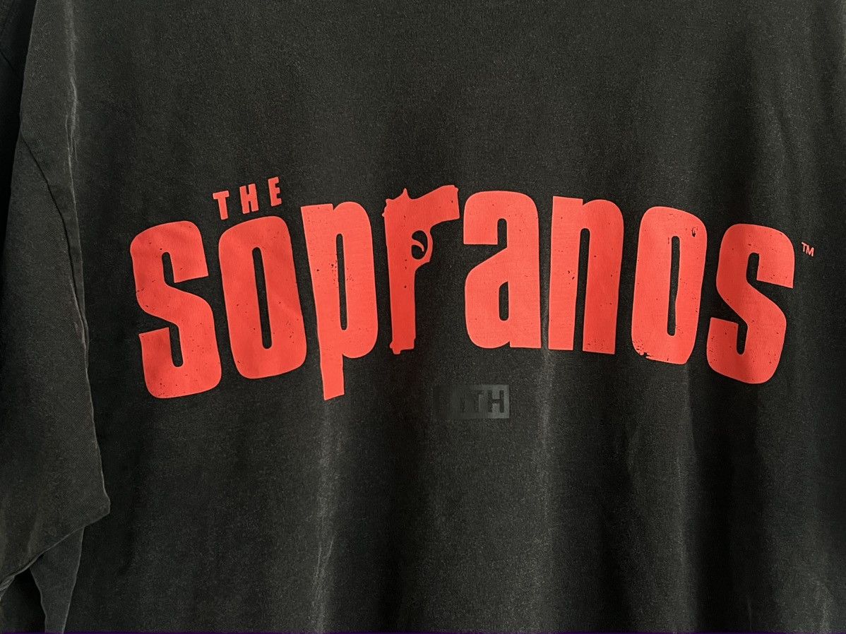 Kith Kith for HBO The Sopranos In-Store Exclusive Vintage Tee Size US XXL / EU 58 / 5 - 5 Thumbnail