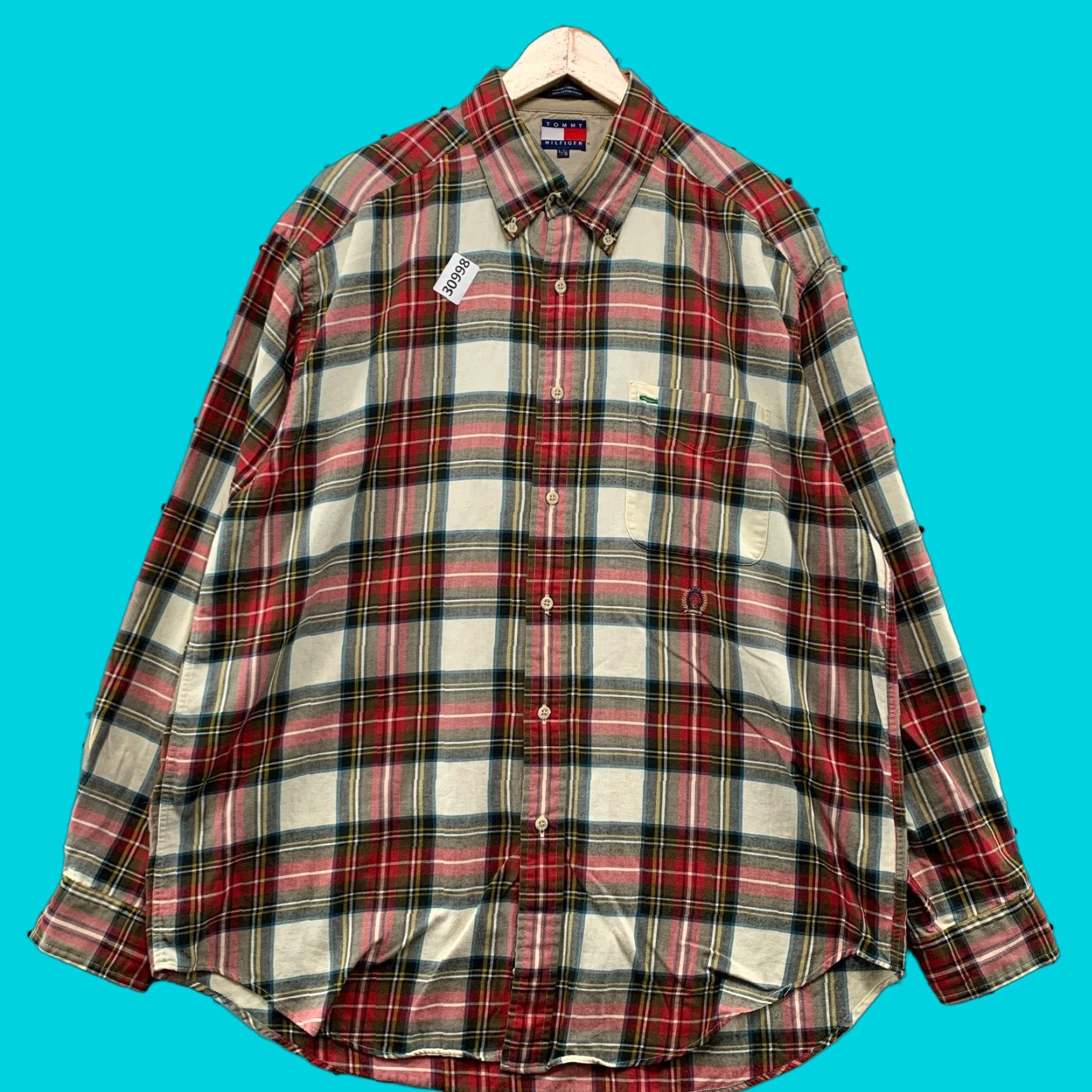 Tommy Hilfiger VINTAGE Tommy Hilfiger Button-Down Shirt Mens L Red Green Plaid 25X32.5 90s Christmas Theme, Shirt Mens L Red Size US L / EU 52-54 / 3 - 1 Thumbnail