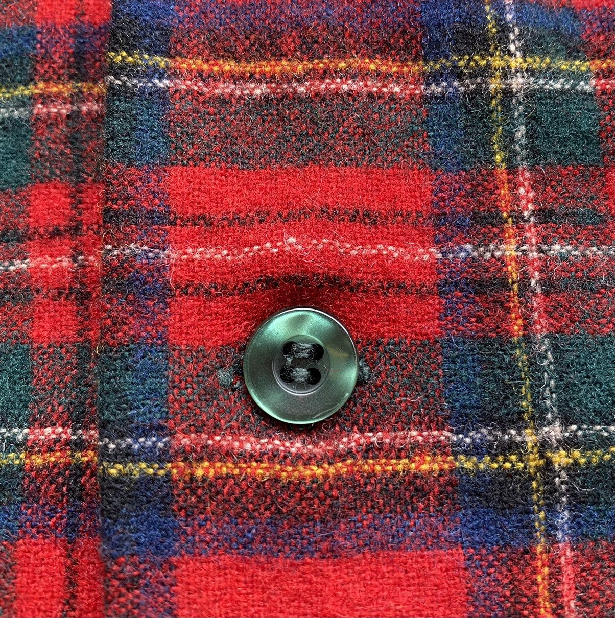 Pendleton VTG 60’s Pendleton Wool Plaid Flap Pocket Loop Collar Sz L Size US L / EU 52-54 / 3 - 8 Thumbnail