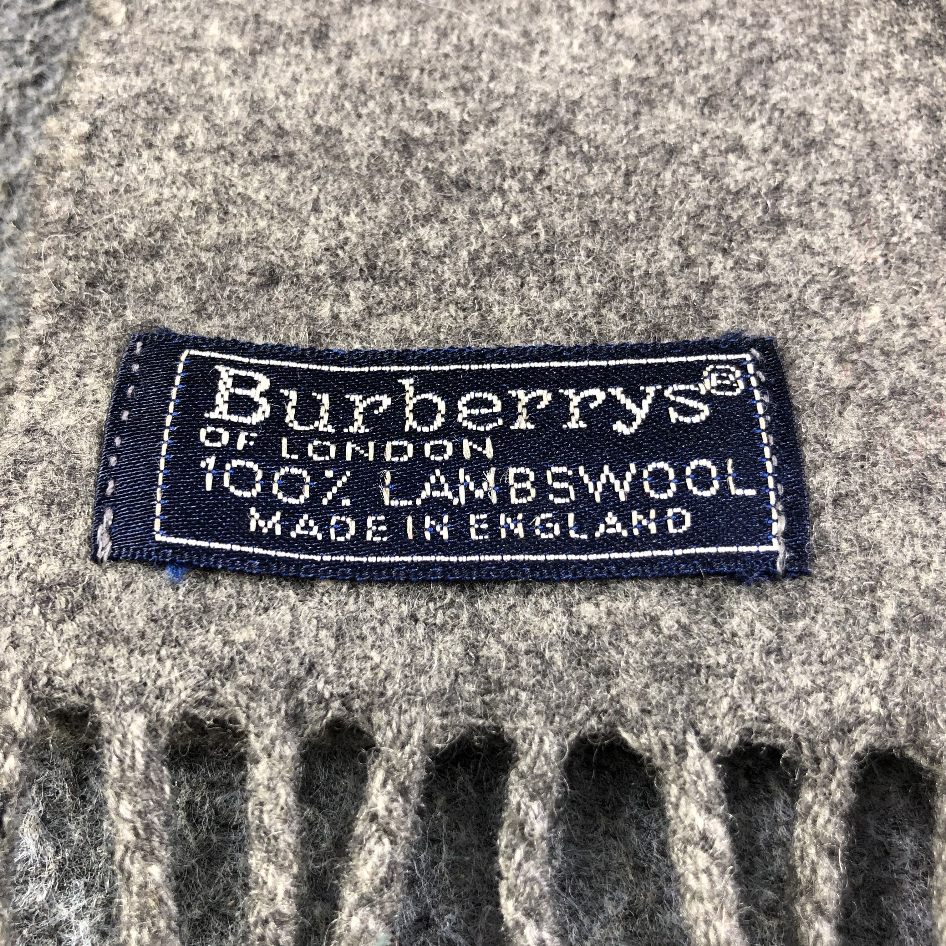 Burberry Burberrys Plain Grey Wool Scarf Muffler V1337 Size ONE SIZE - 5 Thumbnail