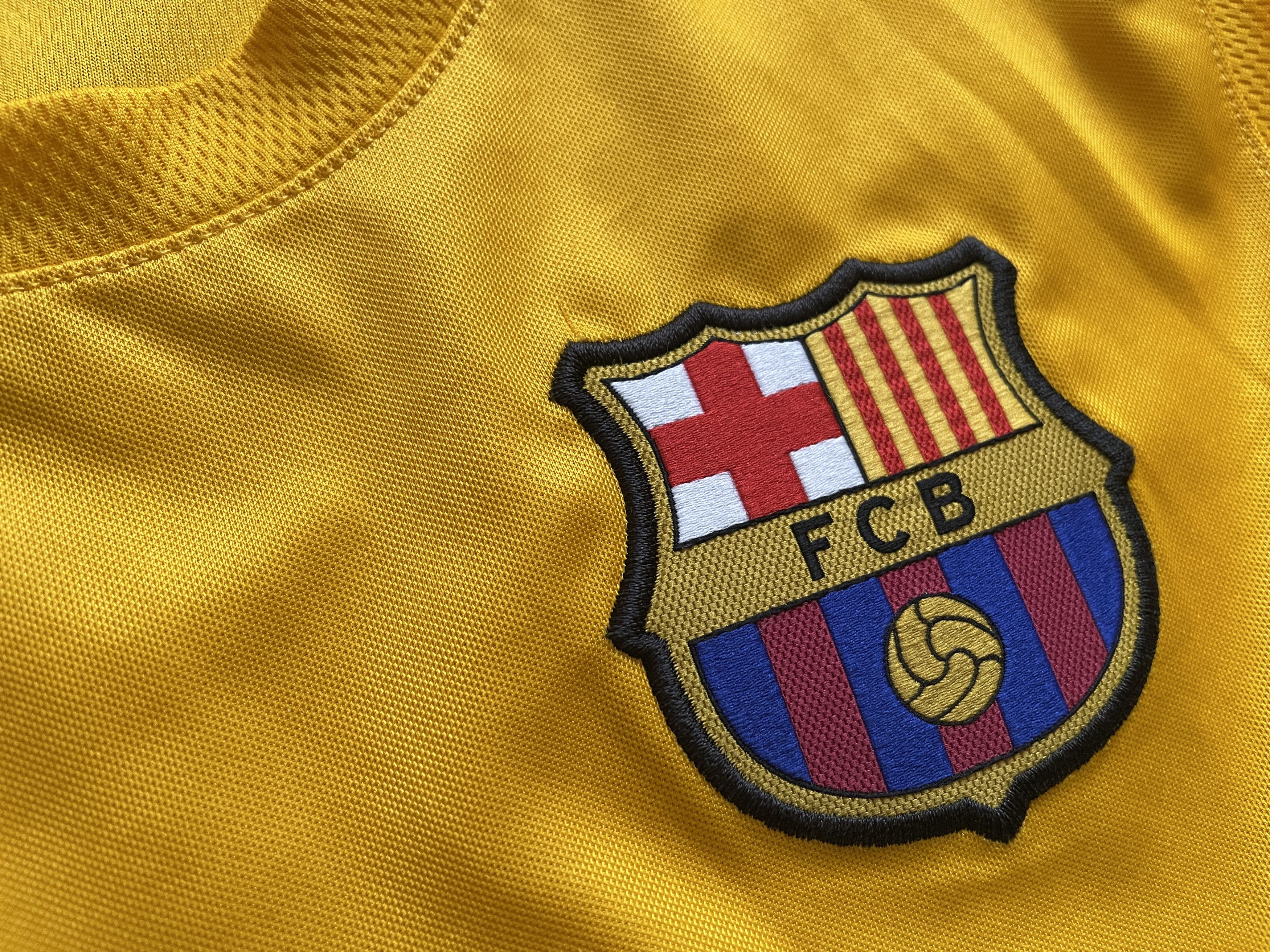 Nike Vintage Barcelona Barca Training Football Shirt Jersey Size US S / EU 44-46 / 1 - 4 Thumbnail