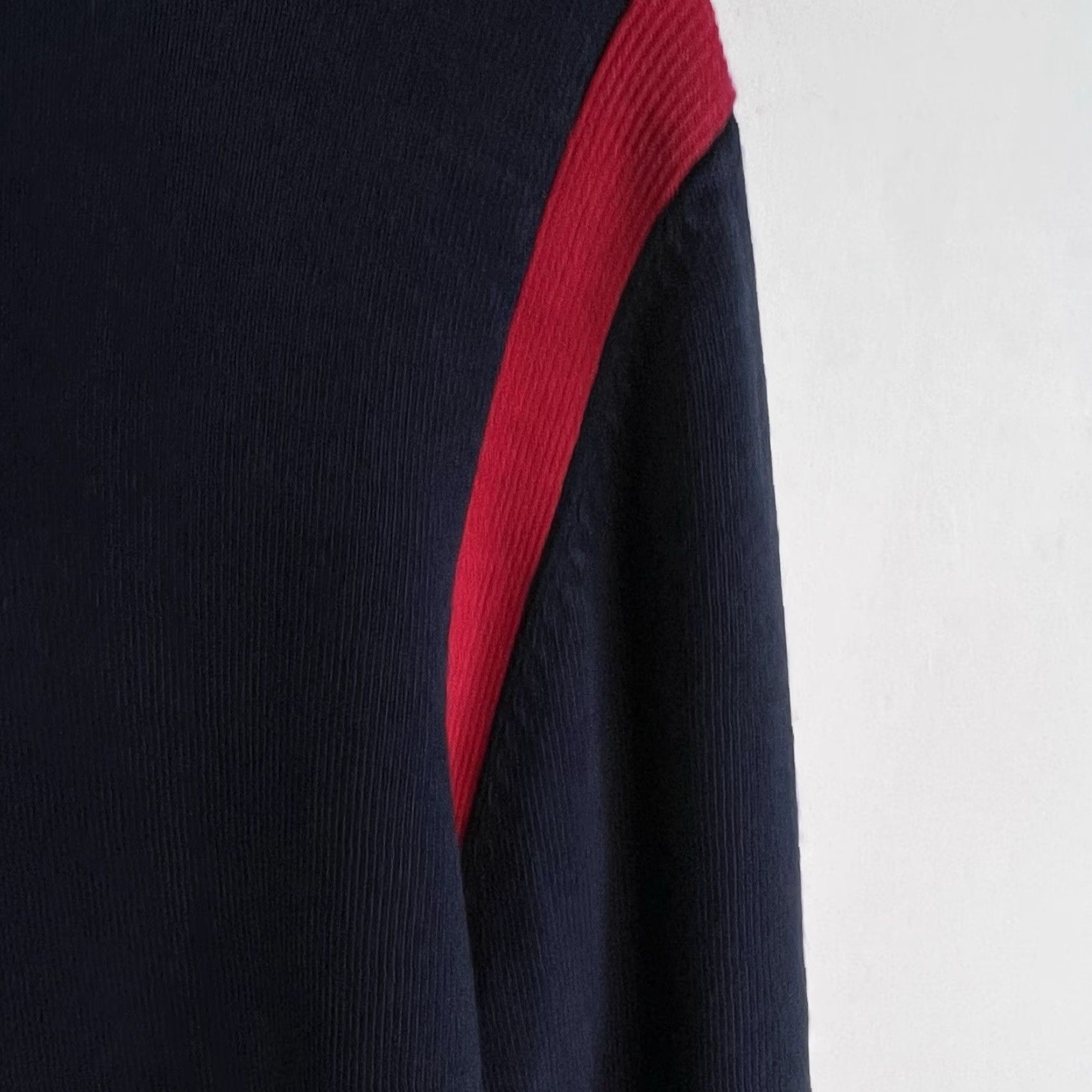 Vintage Tail Tech Performance Cardigan Silk Blend Womens Size L Blue Full Zip Knit Slim Fit V-Neck Cardigan Size L / US 10 / IT 46 - 5 Thumbnail
