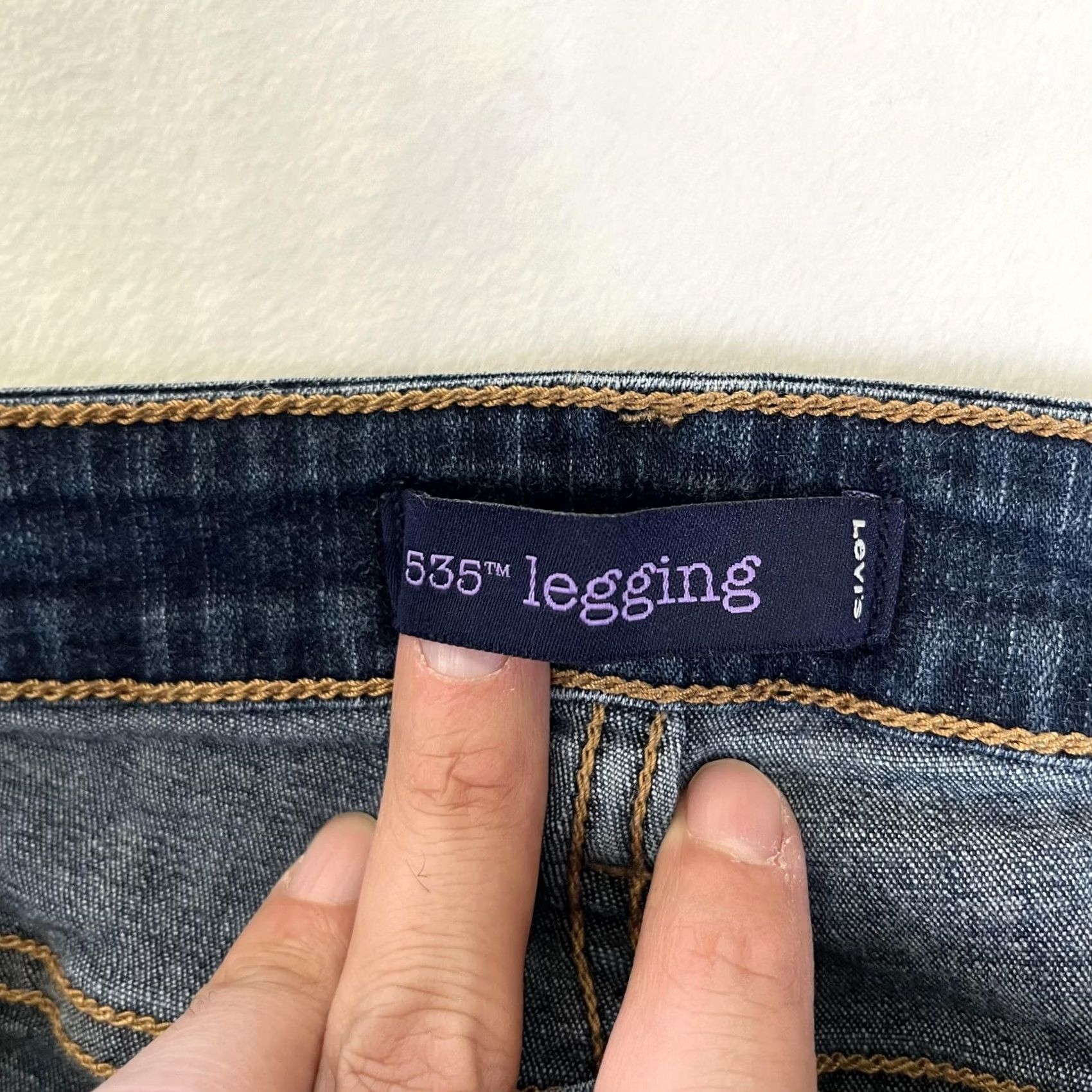 Levi's Levi's 535 Mid Rise Legging Jeans Womens 8 Blue Dark Wash Stretch Denim Jegging Slim Fit Cons Size 30" / US 8 / IT 44 - 4 Thumbnail