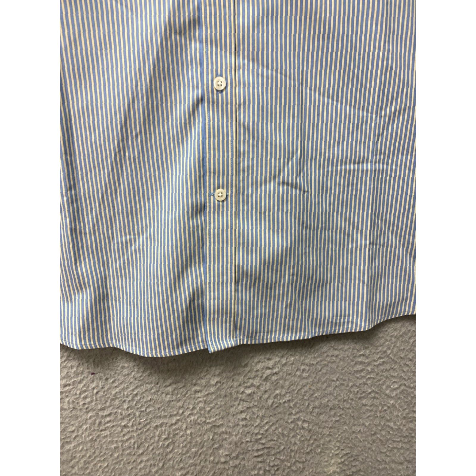 Eddie Bauer Eddie Bauer Men's Blue Striped Button Short Sleeve Shirt XL /127-44 Size US XL / EU 56 / 4 - 2 Thumbnail