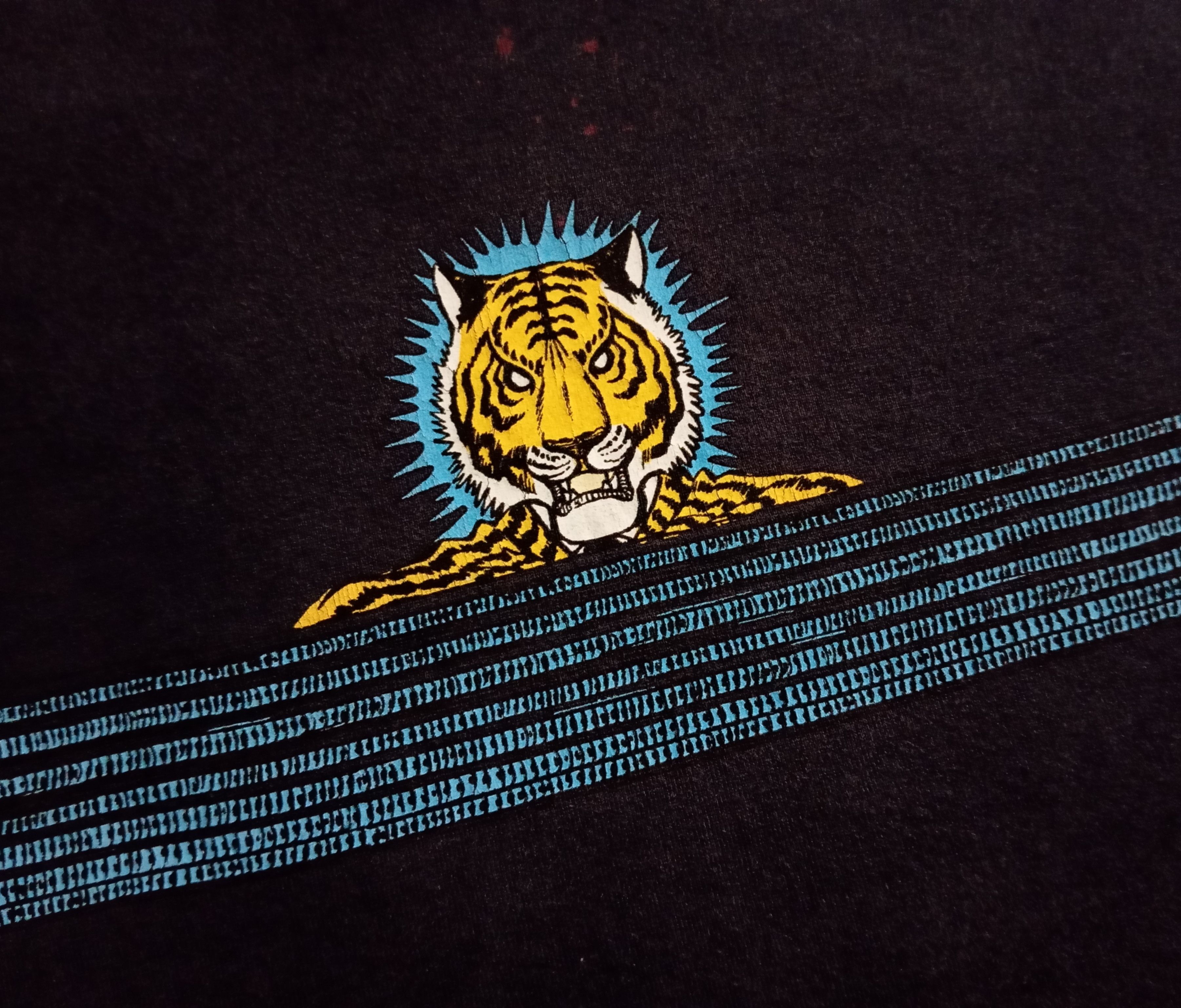 Japanese Brand Vtg 2000s Tiger Mask 🐯 tshirt anime Size US M / EU 48-50 / 2 - 1 Thumbnail