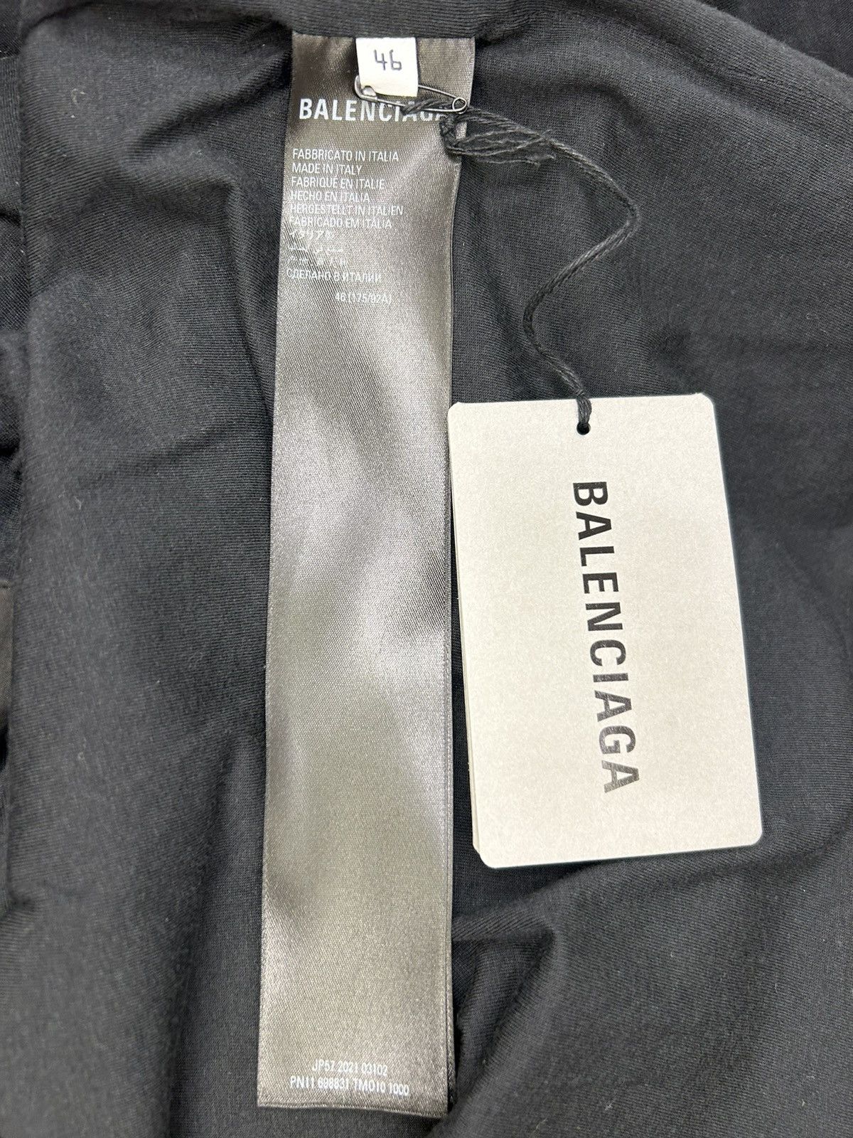 Balenciaga Balenciaga Oversized Logo Print Shell Windbreaker in Black Size US S / EU 44-46 / 1 - 4 Thumbnail