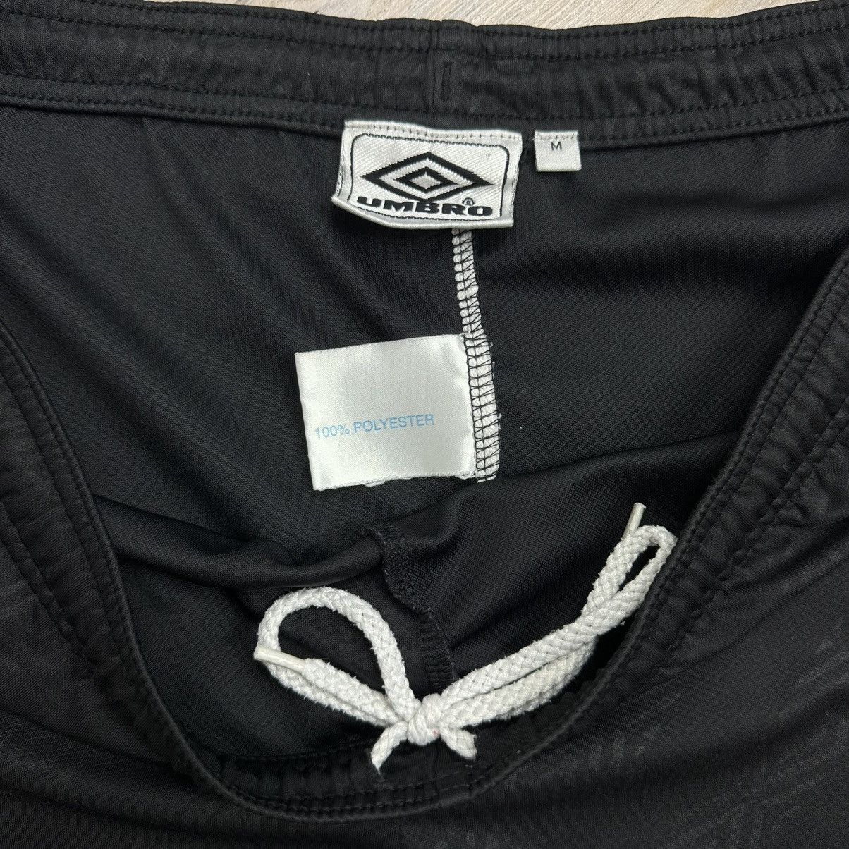 Umbro Vintage Y2K Umbro Monogram Logo Running Shorts Size US 37 - 10 Thumbnail