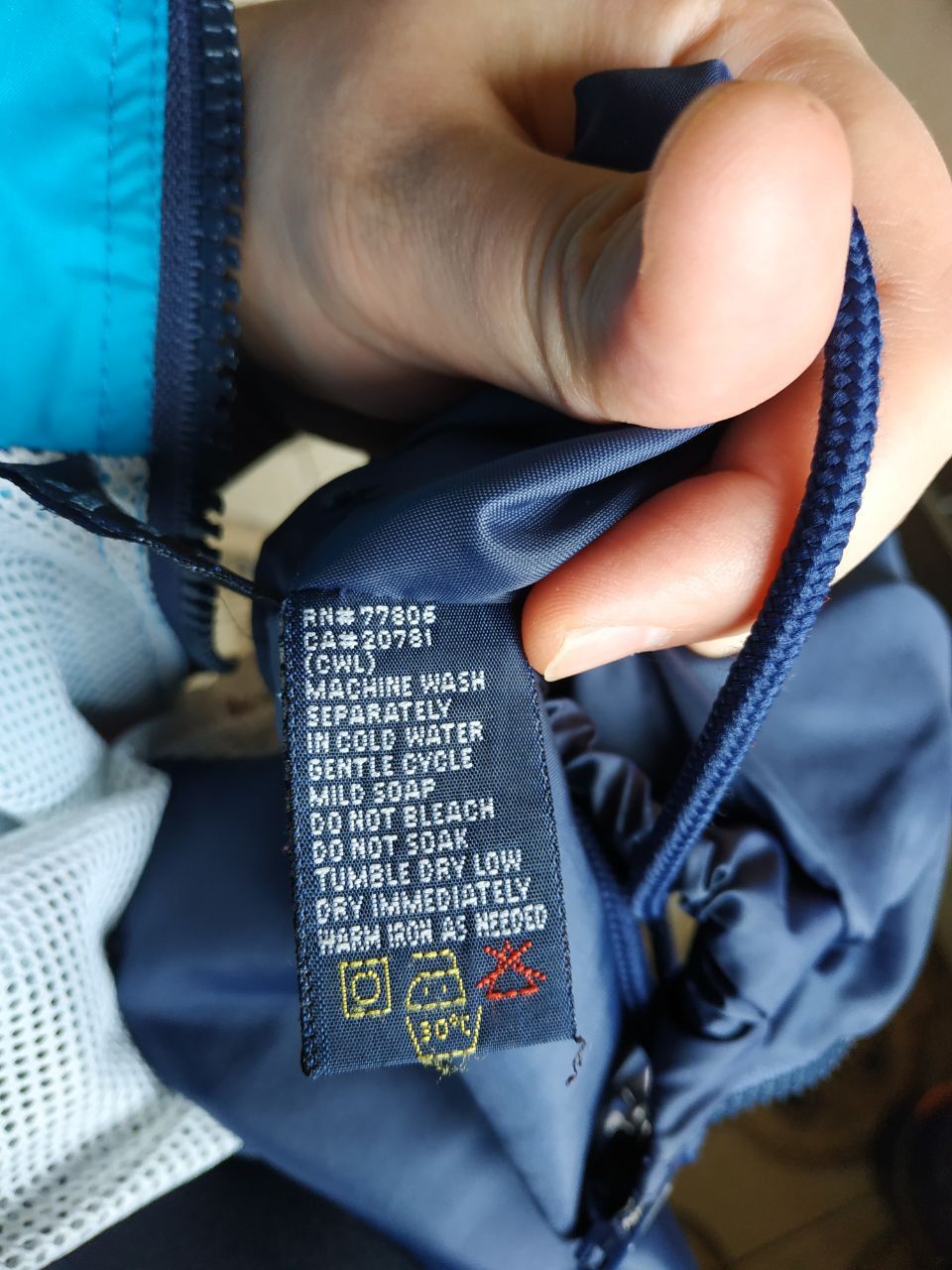 Tommy Hilfiger Vintage 90s Tommy Hilfiger Sailing Gear Big Flag Jacket Size US M / EU 48-50 / 2 - 5 Thumbnail