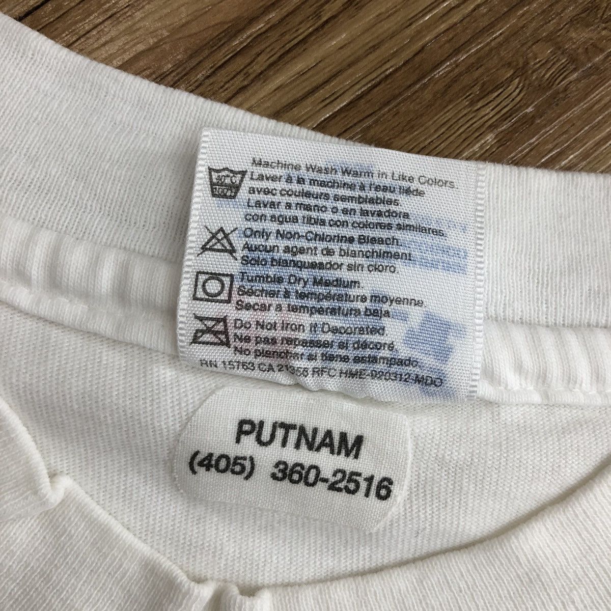 Vintage Vintage 90s Monroe Shocks T-Shirt Hanes Beefy-T Large White Size US L / EU 52-54 / 3 - 5 Thumbnail