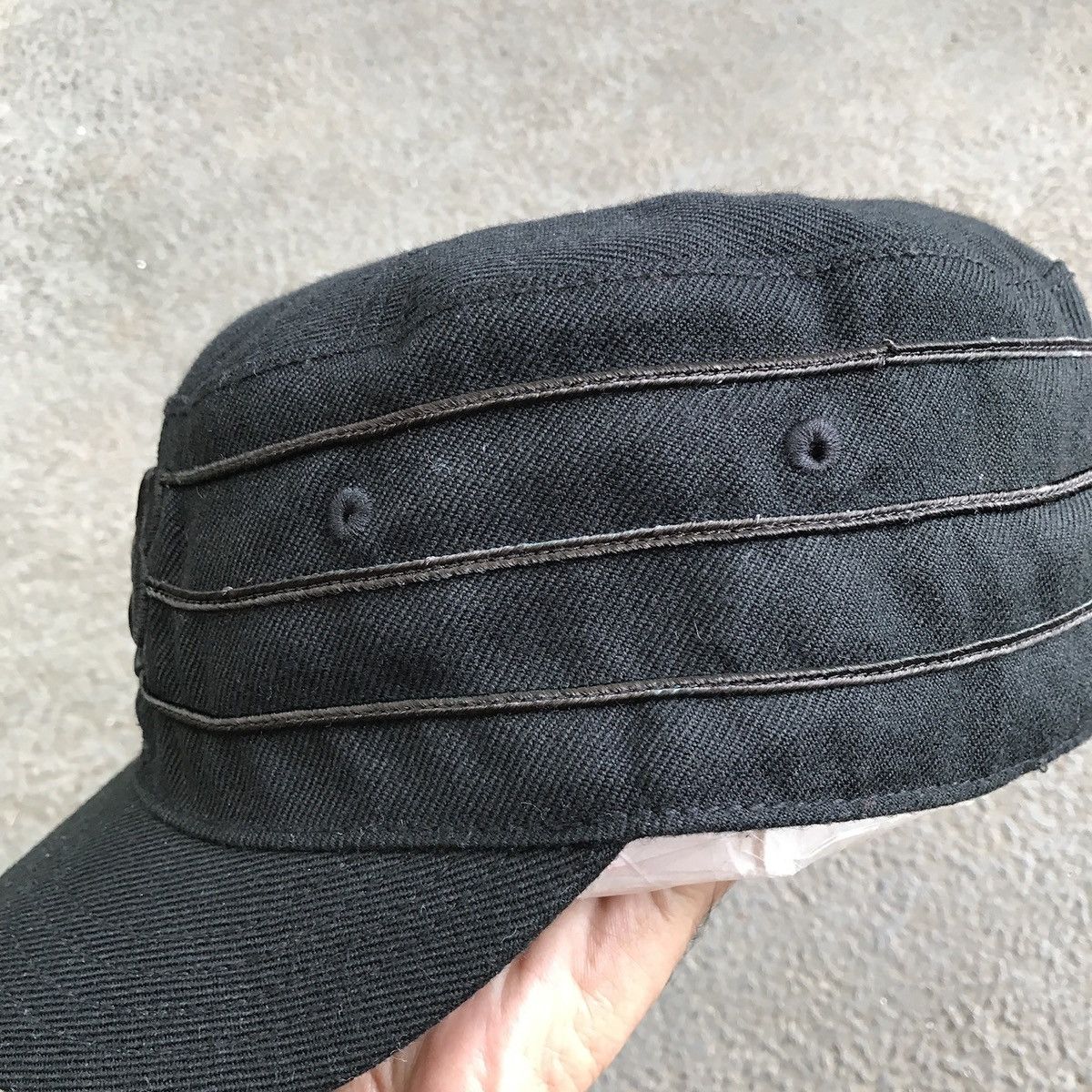 Birkenstock Pillbox hat Initial B for brikenstock. Black on black Size ONE SIZE - 4 Thumbnail
