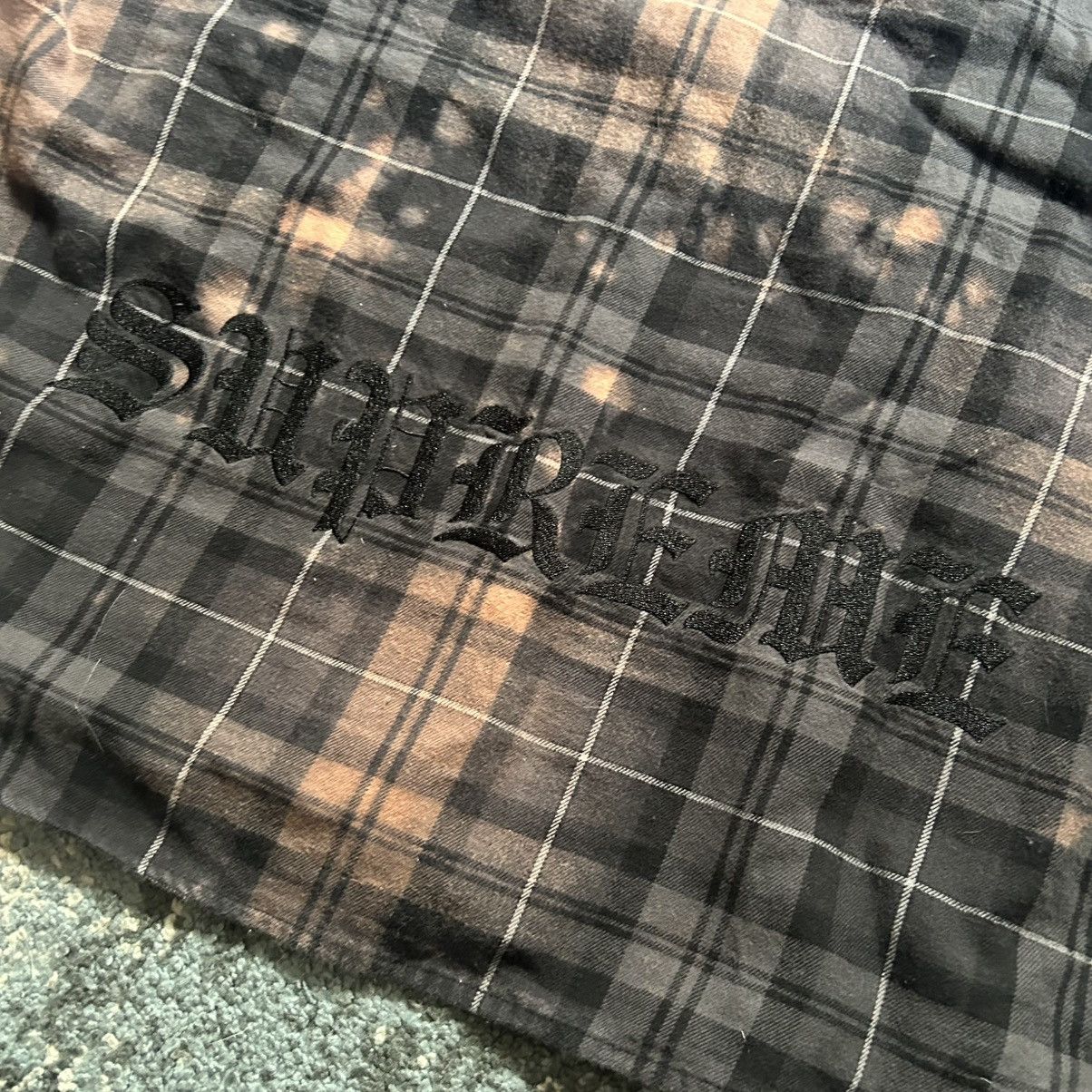 Supreme 1973 THE EXORCiST TARTAN PLAiD FLANNEL SHiRT ACiD WASH BLACK Size US L / EU 52-54 / 3 - 4 Thumbnail