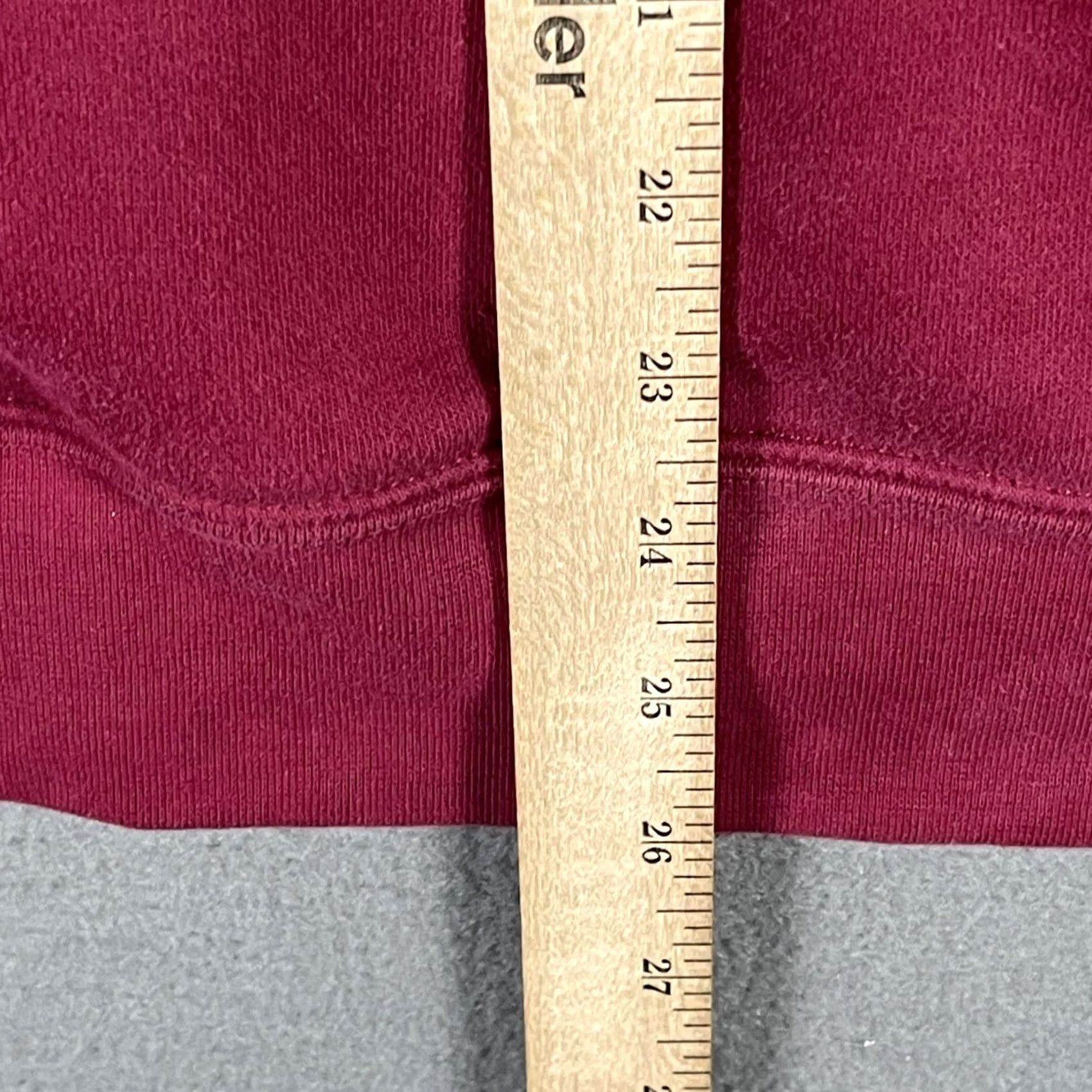 Champion Champion Hoodie Mens Medium Red Embroidered Pullover Sweatshirt Athletic Pocket Size US M / EU 48-50 / 2 - 7 Thumbnail