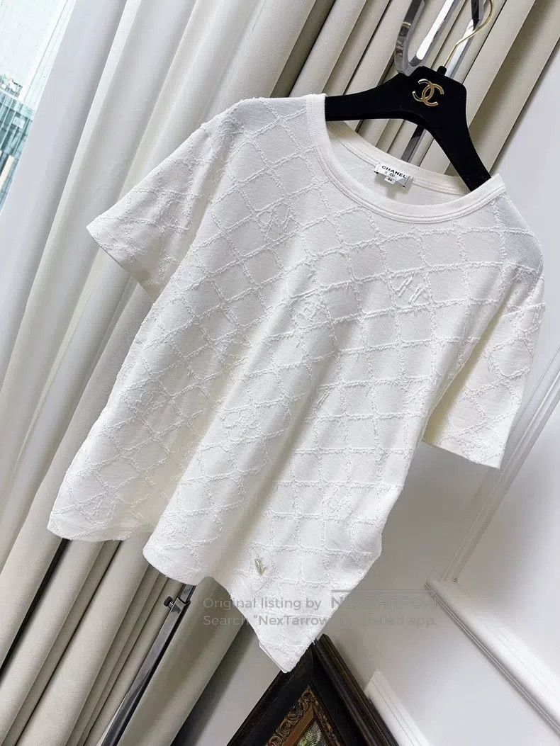 Chanel Chanel White diamond check short-sleeved T-shirt Size XS / US 0-2 / IT 36-38 - 1 Thumbnail