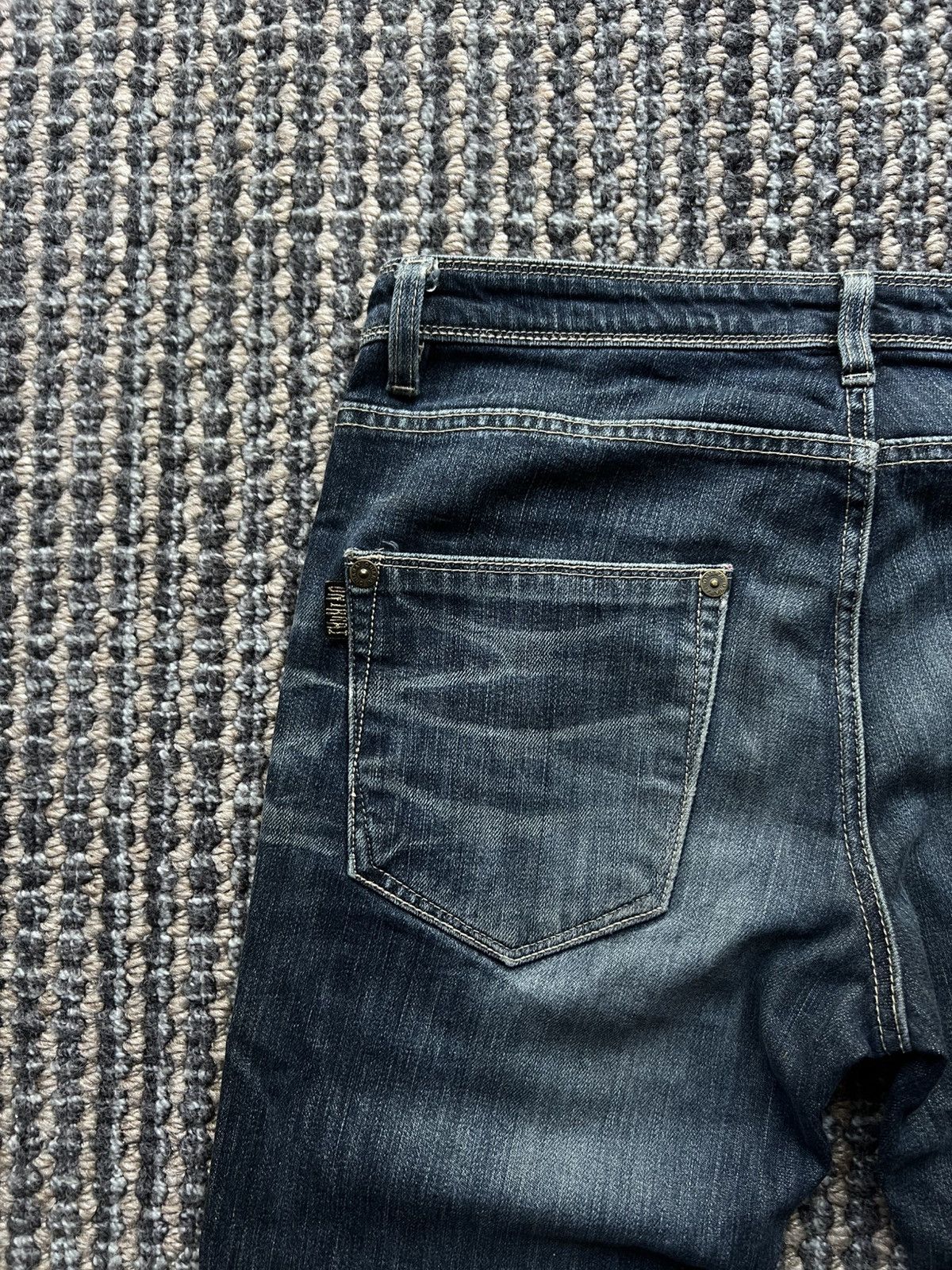 Japanese Brand 00’s Oniarai Vintage Y2K Embroided Demon Jeans Size US 31 - 4 Thumbnail