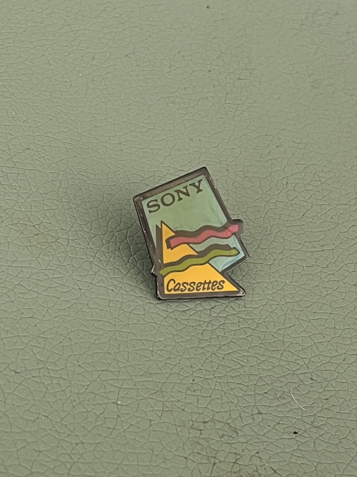 Sony Sony Cassettes vintage pin Size ONE SIZE - 2 Thumbnail