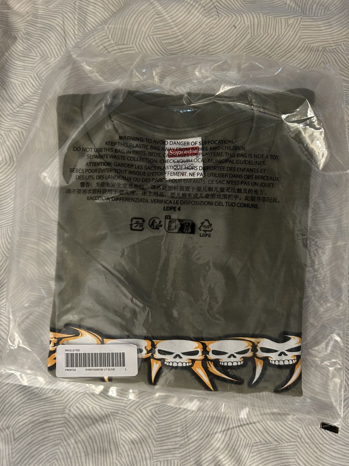 トップス Supreme Skulls Spellout Tee Light Olive Supreme Supreme Skulls Spellout Tee Light Olive | Grailed