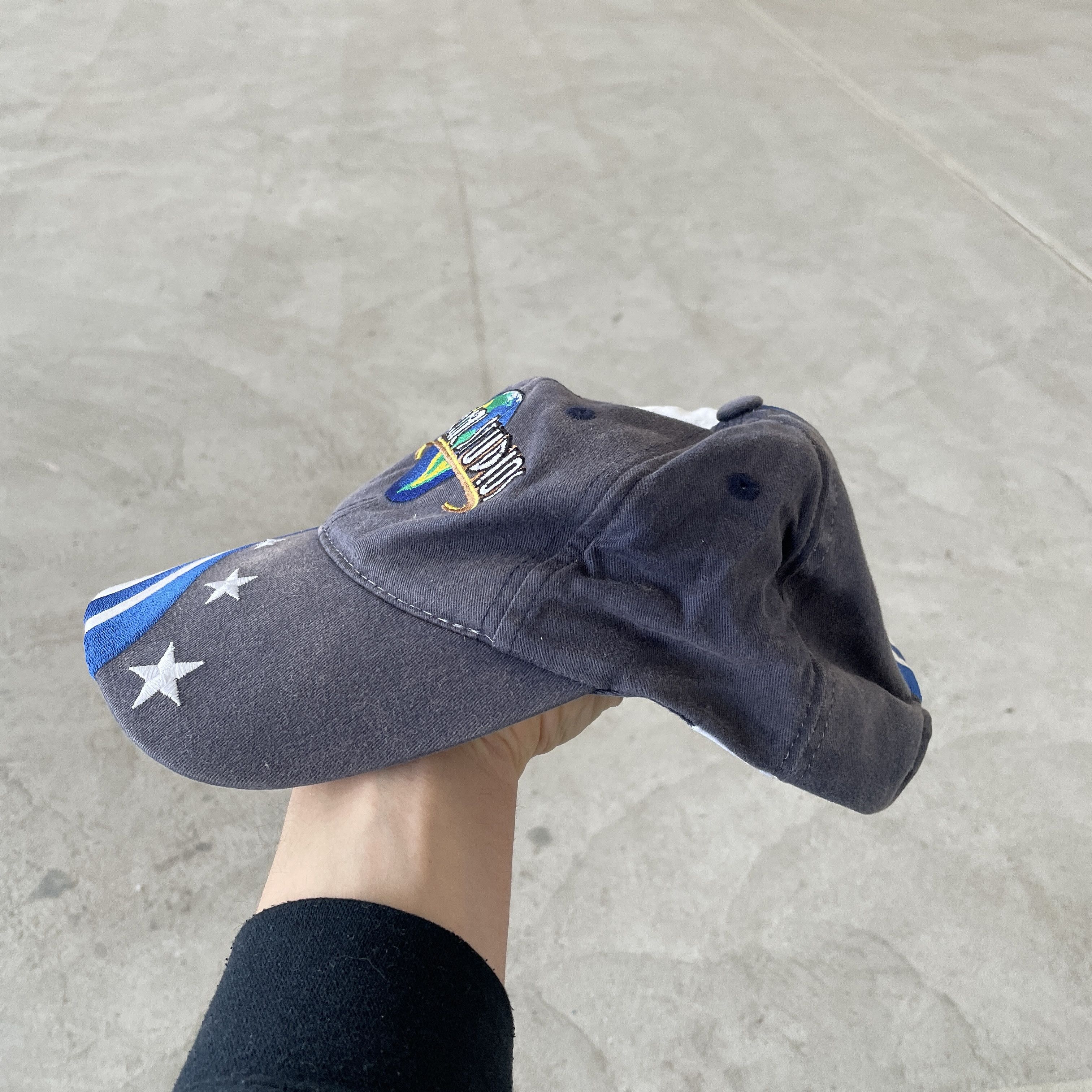 Universal Studios Universal Studios Embroidered Star Navy Blue White Strapback Size ONE SIZE - 4 Thumbnail