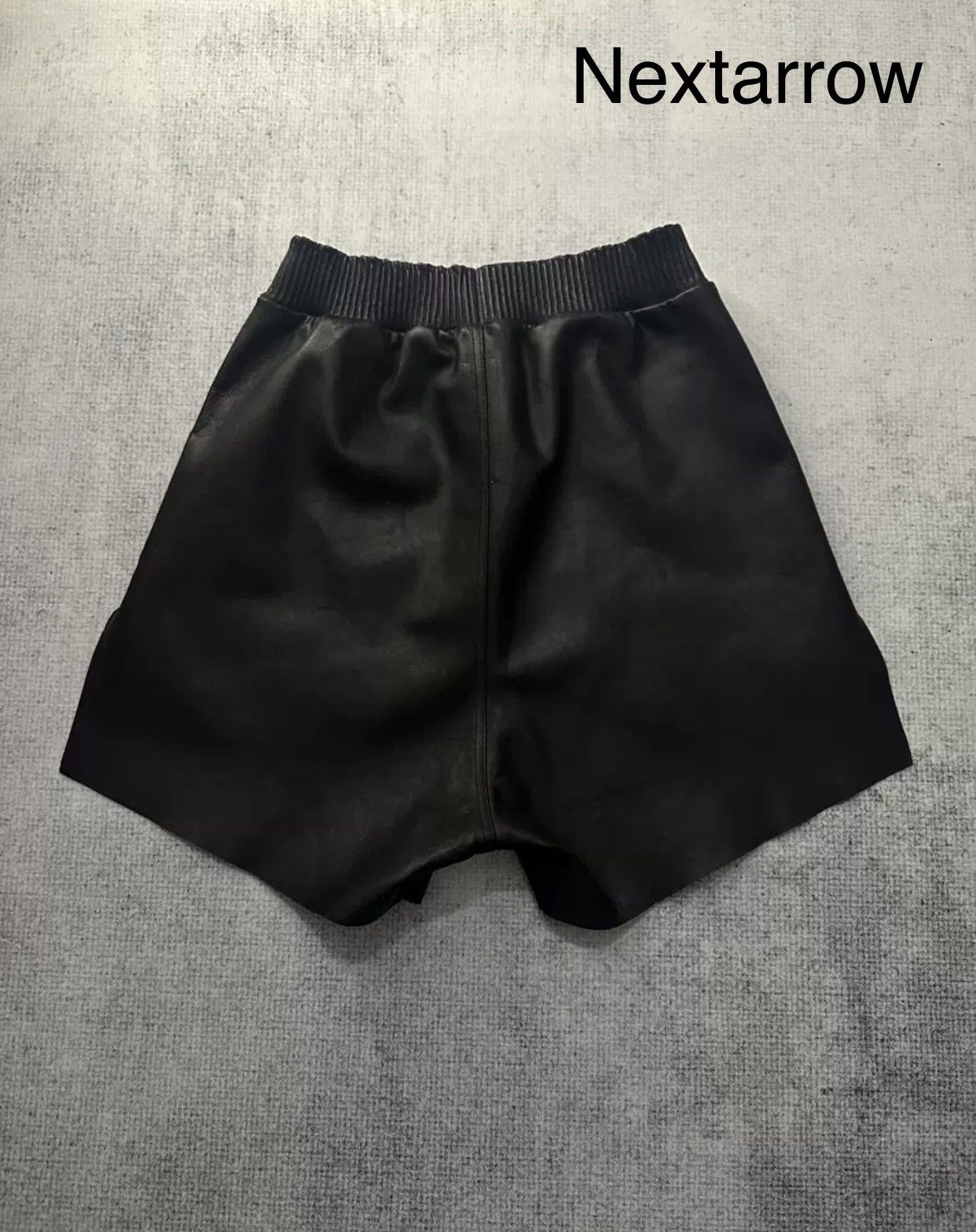 Rick Owens RICK OWENS 21FW fashion show full leather pentagram shorts Size US 40 / EU 56 - 2 Thumbnail