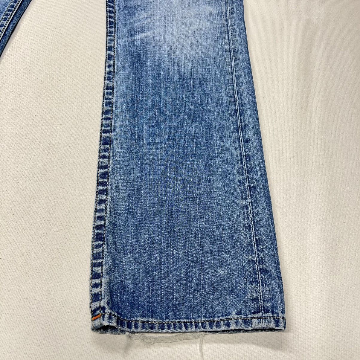 True Religion True Religion Jeans Blue Straight Flap Denim Ricky Washed Size US 36 / EU 52 - 3 Thumbnail