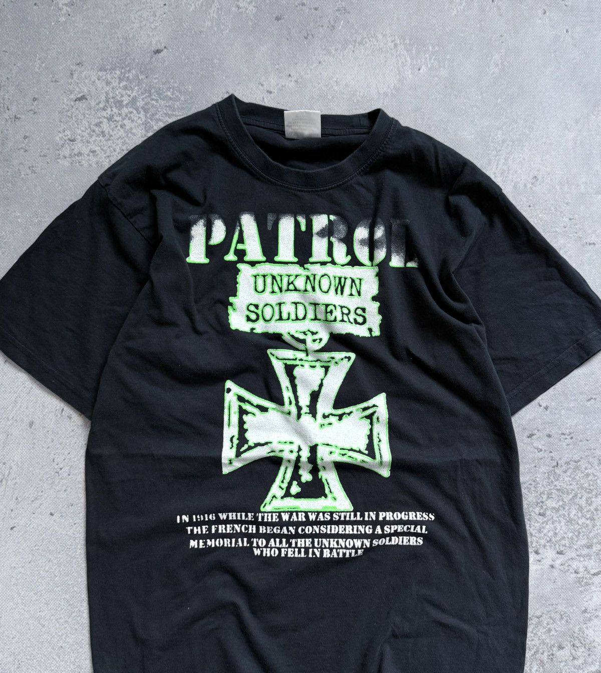 Other Vintage Y2K streetwear band T-shirt Size US L / EU 52-54 / 3 - 2 Thumbnail