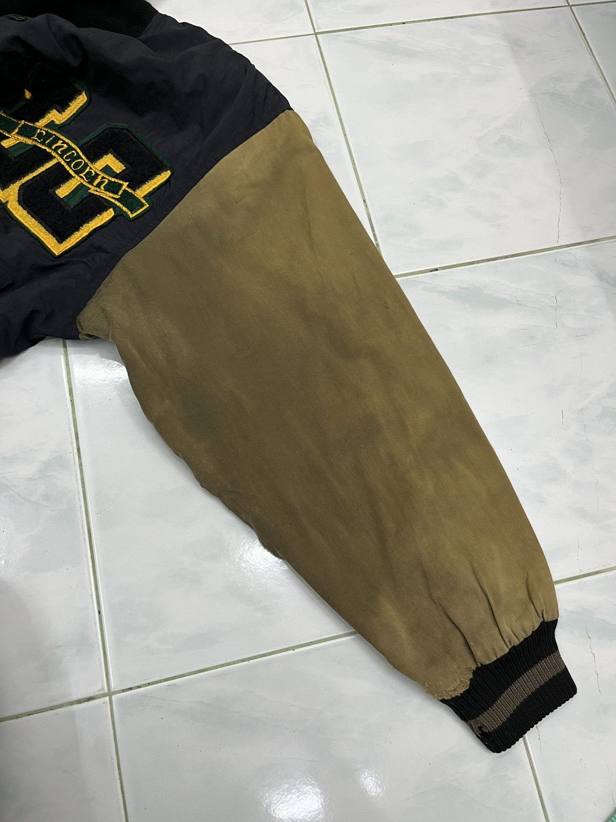 Hypebeast × Vintage 🔥🔥🔥STEALS LINCOLN NO SIDE SPELL OUT VARSITY JACKET Size US M / EU 48-50 / 2 - 10 Thumbnail