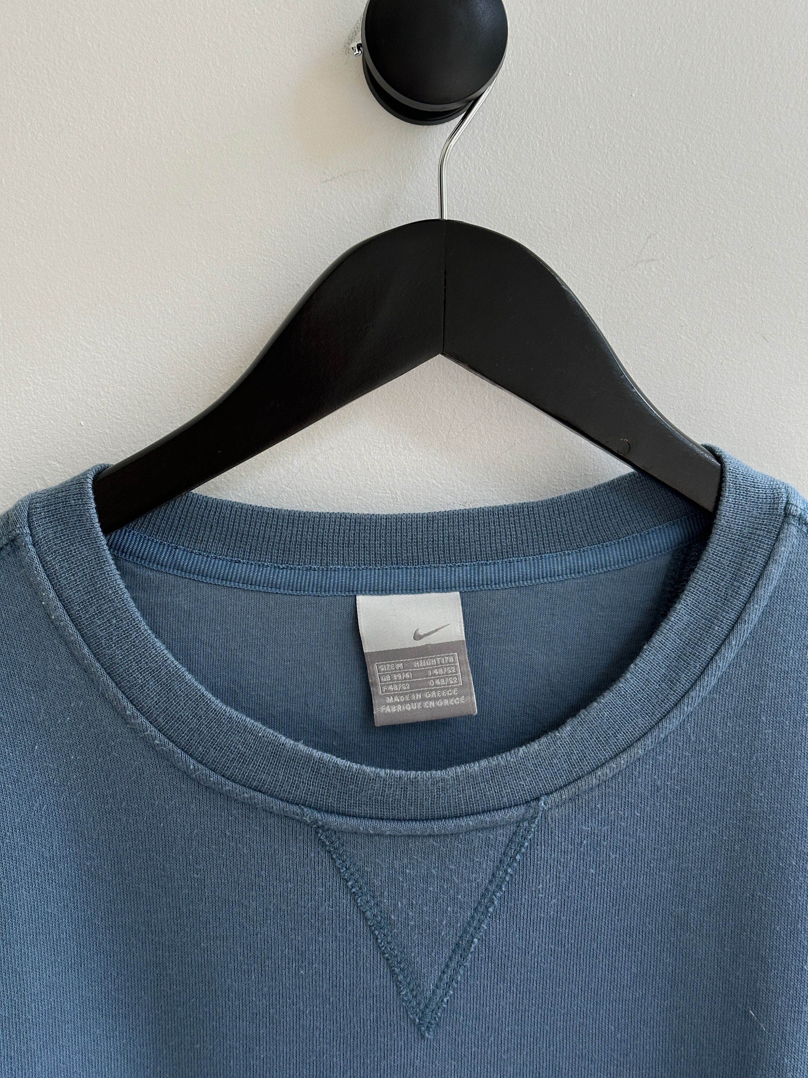 Nike Vintage Y2K Nike Sweatshirt Pullover Size US M / EU 48-50 / 2 - 5 Thumbnail