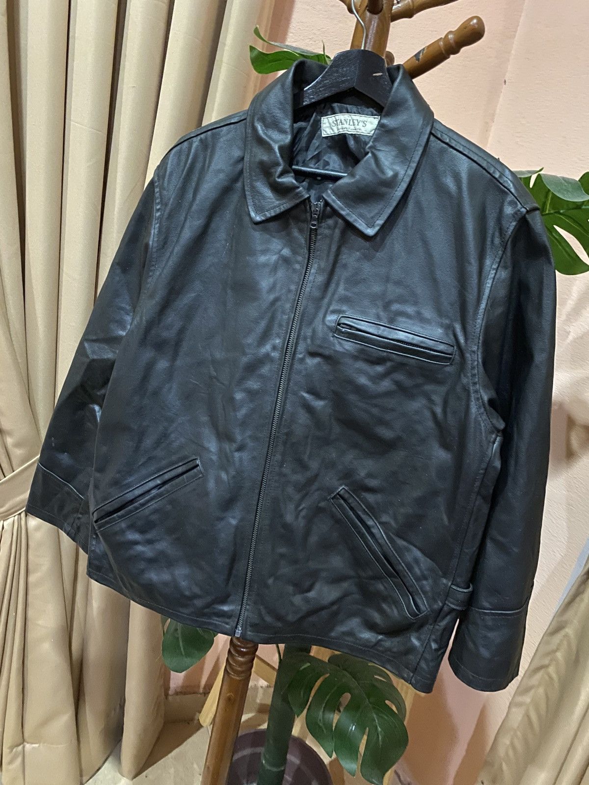 Stanley & Sons Vintage STANLEY’S Black Leather Jacket with Zip Closure Size US M / EU 48-50 / 2 - 2 Thumbnail