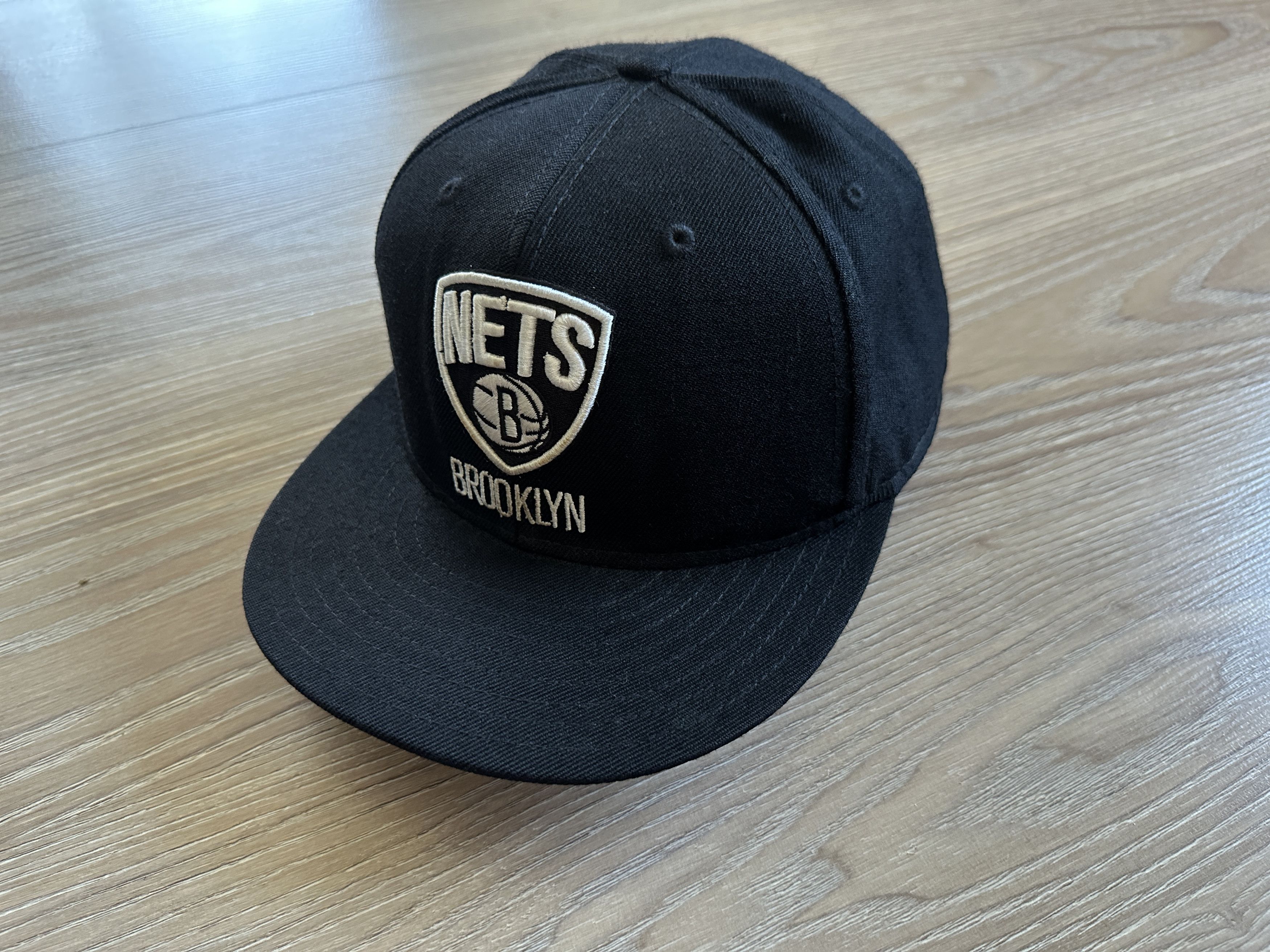 Adidas × NBA Adidas Men’s Brooklyn Nets Black Snapback Hat Size ONE SIZE - 2 Thumbnail