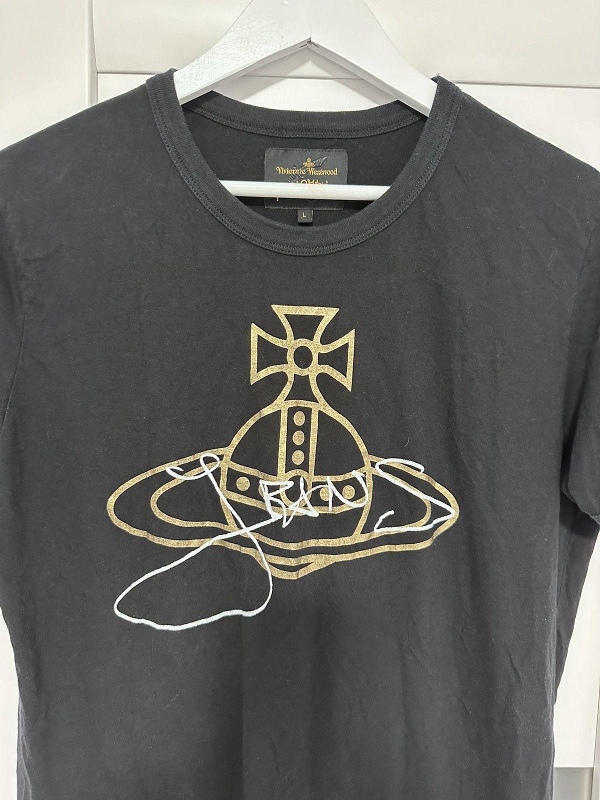 Designer × Vivienne Westwood Vivienne Westwood T shirt women big logo gold Size L / US 10 / IT 46 - 2 Thumbnail
