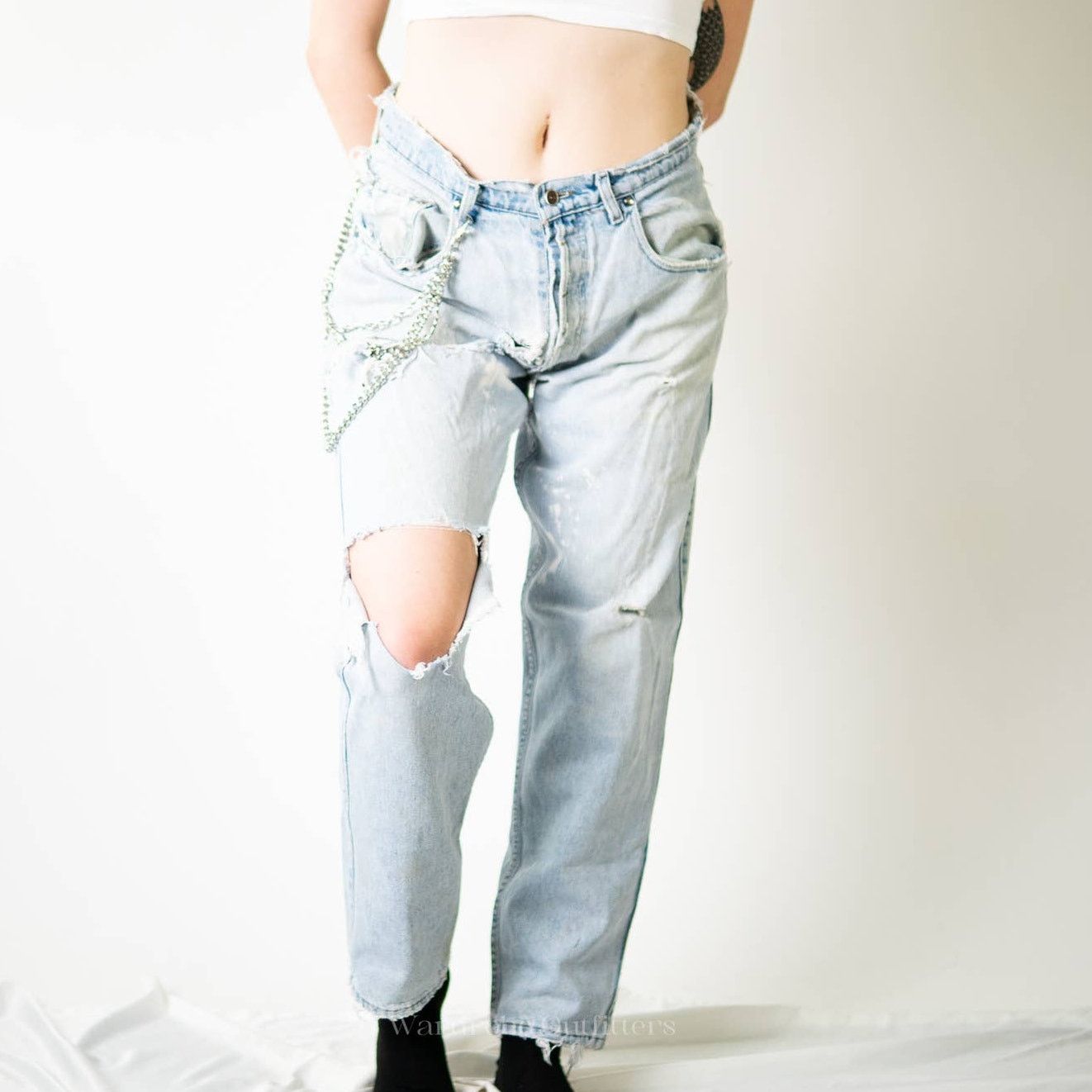 Levi's Vtg90s THRASHED Ripped Distressed Levi Silvertab Baggy Jeans Size 30" / US 8 / IT 44 - 2 Thumbnail