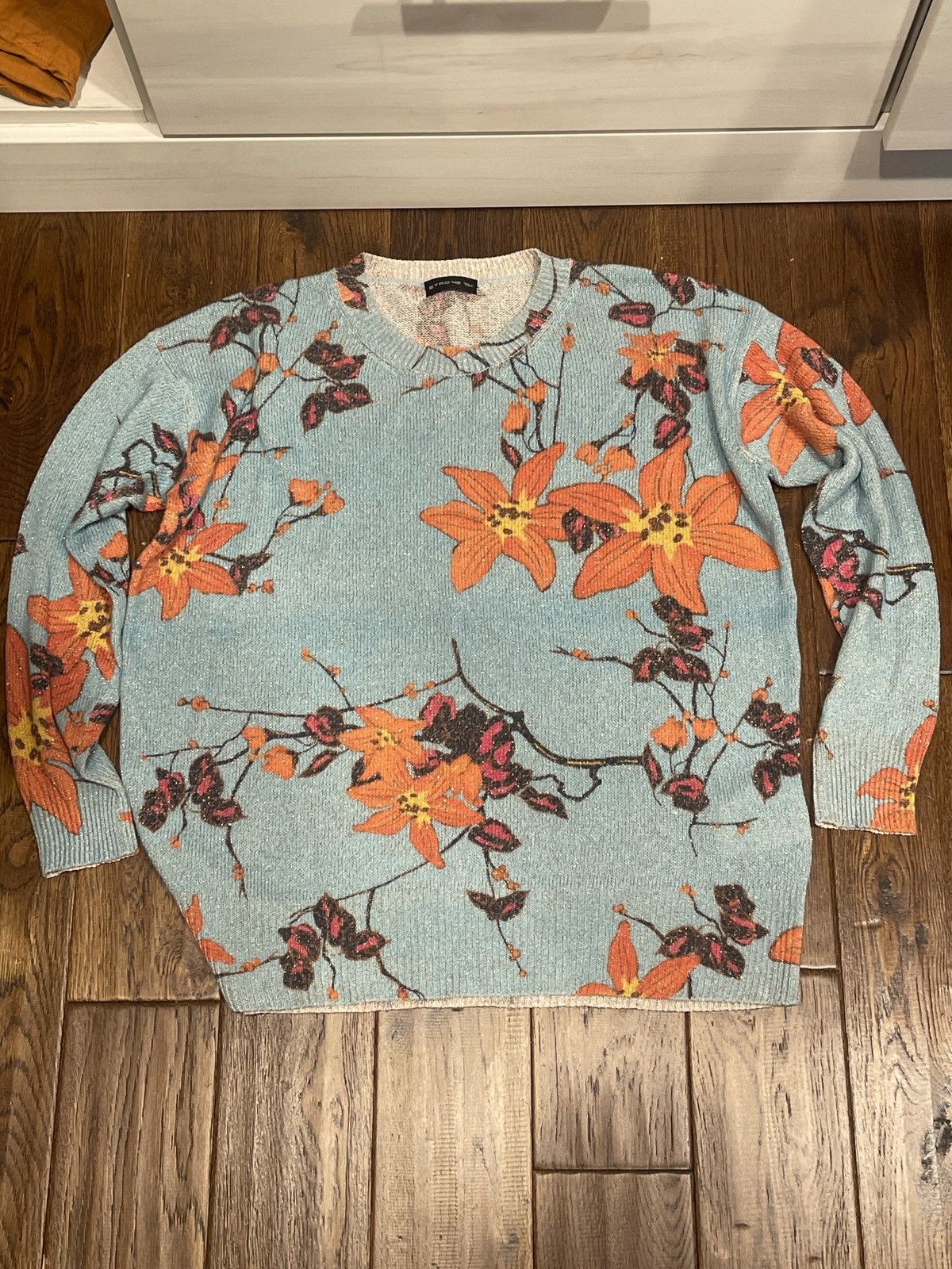 Etro Sparkles & Flowers Sweater Size L / US 10 / IT 46 - 1 Thumbnail