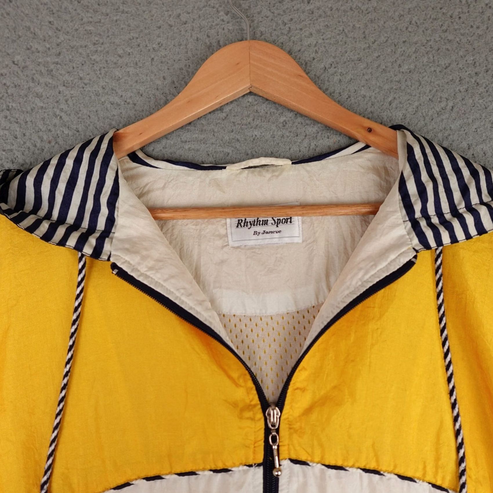 Vintage VINTAGE Janeve Windbreaker Jacket Womens XL Blue Yellow Striped Zip Michigan Size XL / US 12-14 / IT 48-50 - 5 Thumbnail