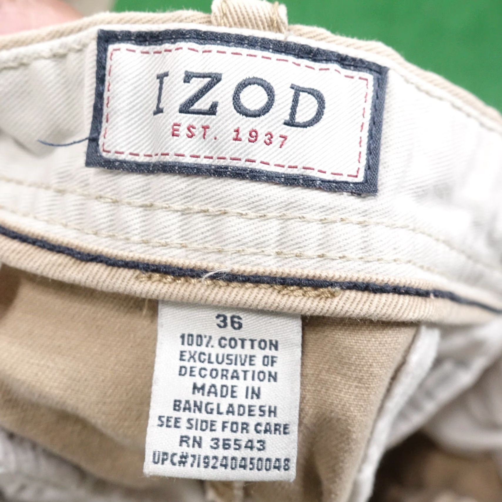 Izod Izod Men's Chino Shorts 36 Khaki Casual Flat Front Golf Classic Pockets Breathable Cotton Size US 36 / EU 52 - 6 Thumbnail