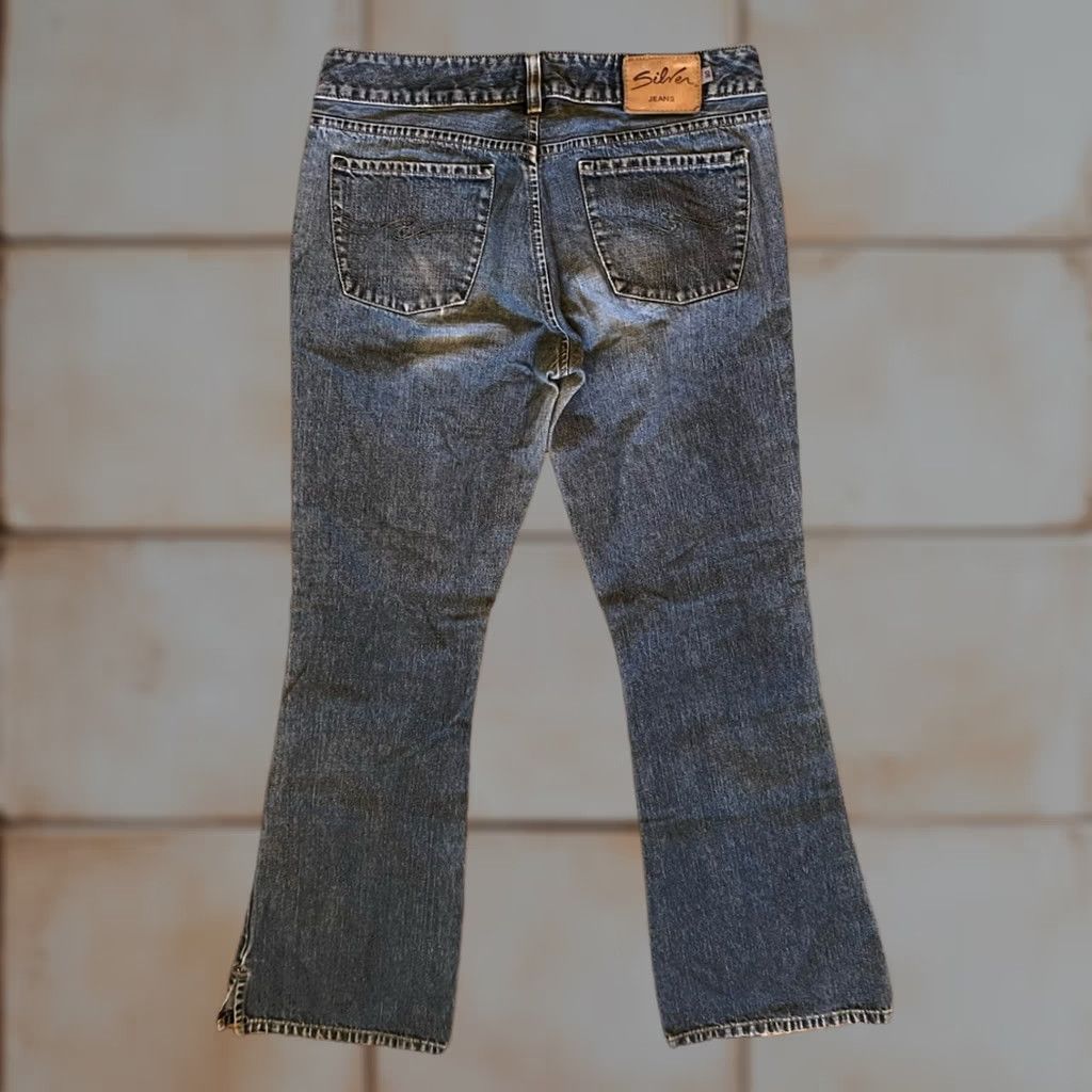 Denime VINTAGE Western Glove Works Jeans Womens 30x32 Blue Flare Med Wash Denim Jeans Flared Womens 30x32 Blue Denim Size 30" / US 8 / IT 44 - 1 Thumbnail