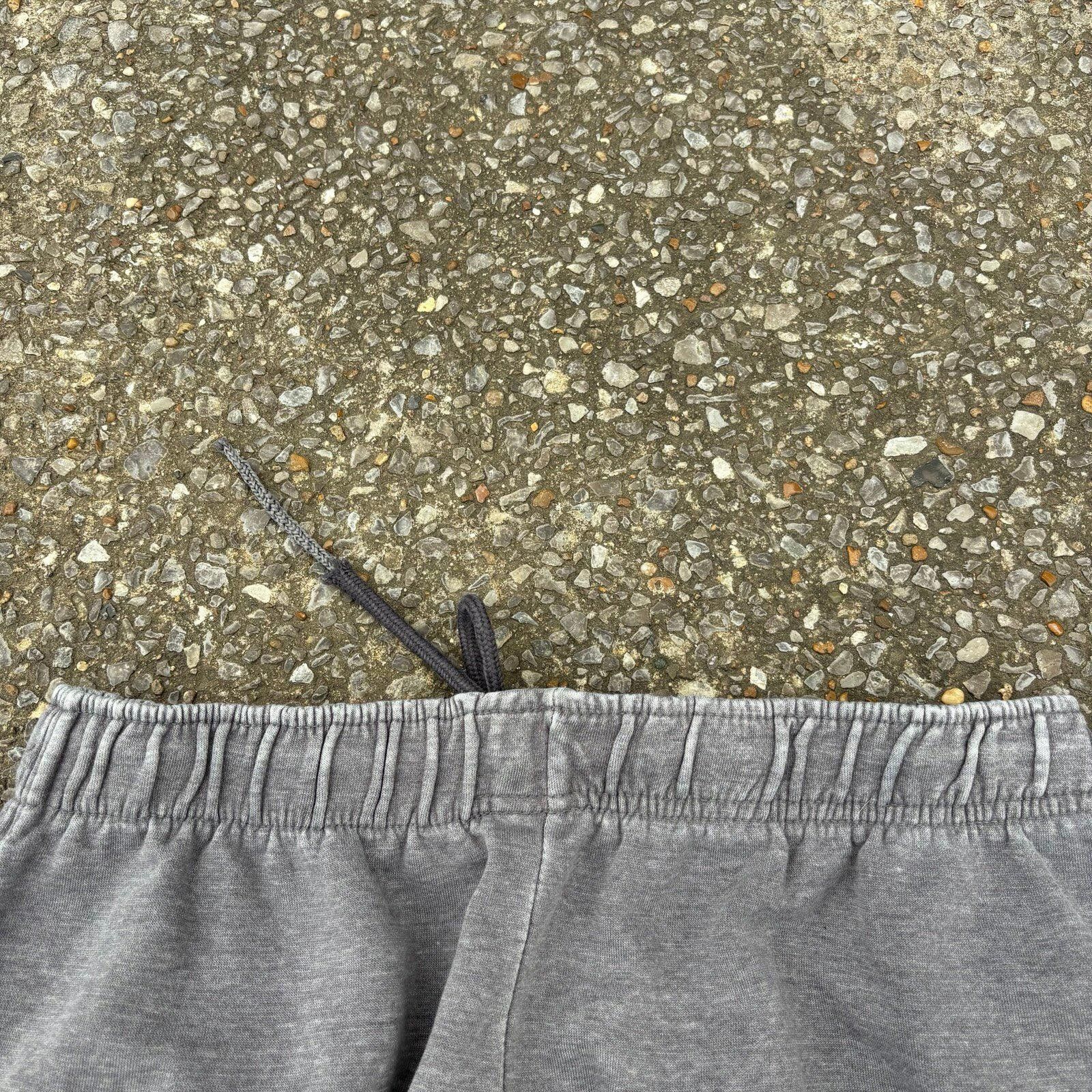 Nike Y2K faded gray baggy sweatpants Size US 34 / EU 50 - 7 Thumbnail