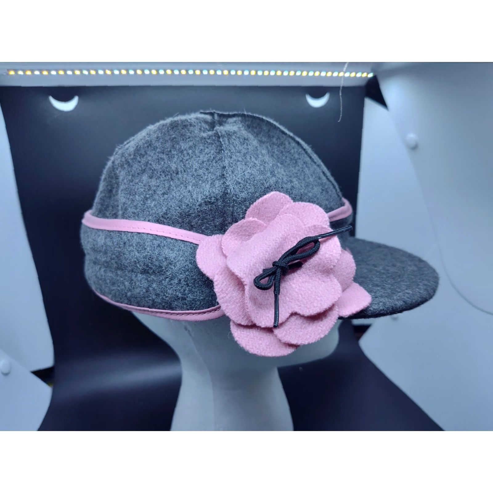 Vintage VINTAGE Stormy Kromer Women’s Wool Cadet Hat US Made Gray Pink 90s Winter Warm - Mens Size ONE SIZE - 5 Thumbnail
