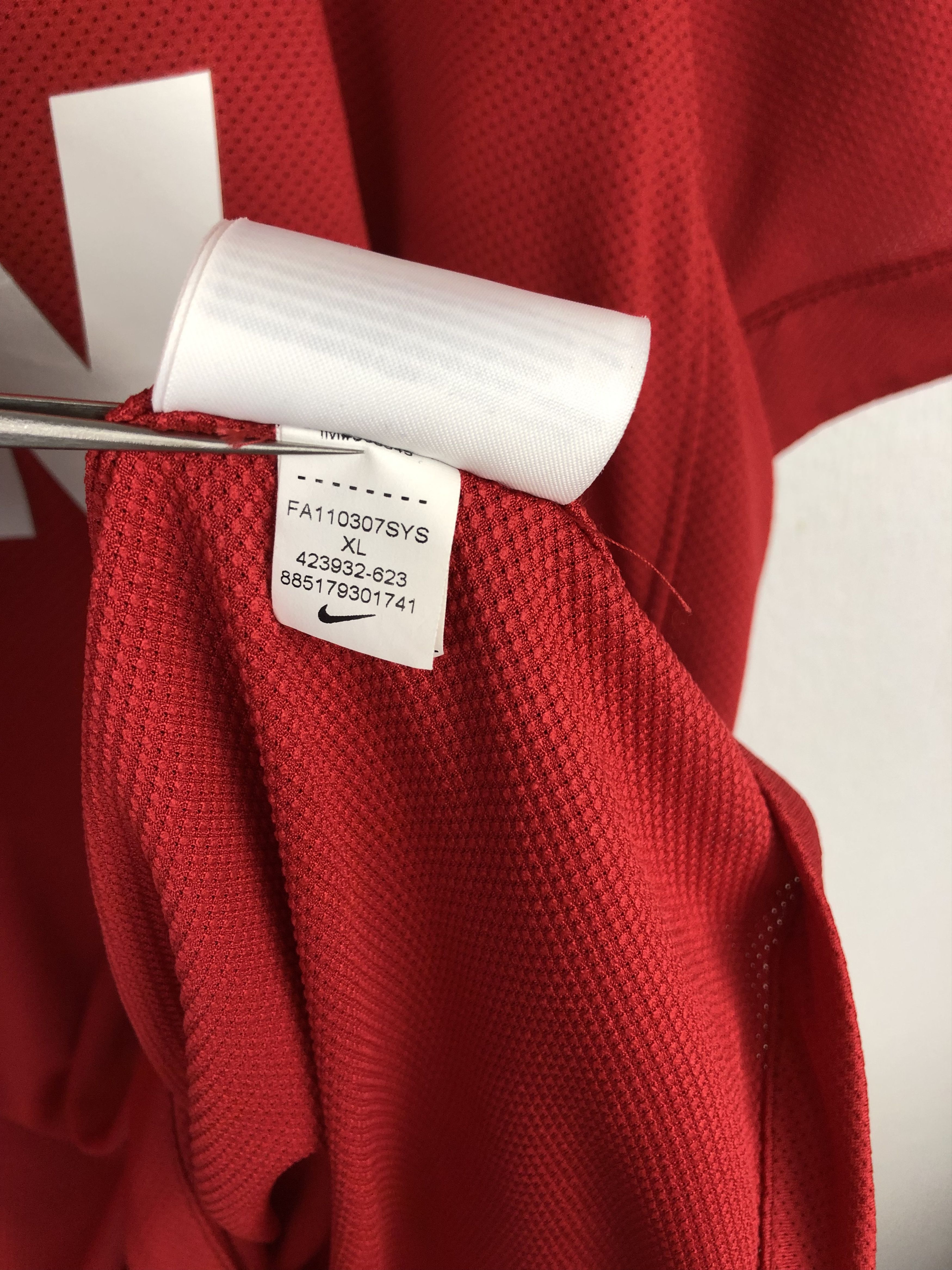 Nike Manchester United football shirt 2011 Soccer Jones Jersey Size US XL / EU 56 / 4 - 9 Thumbnail